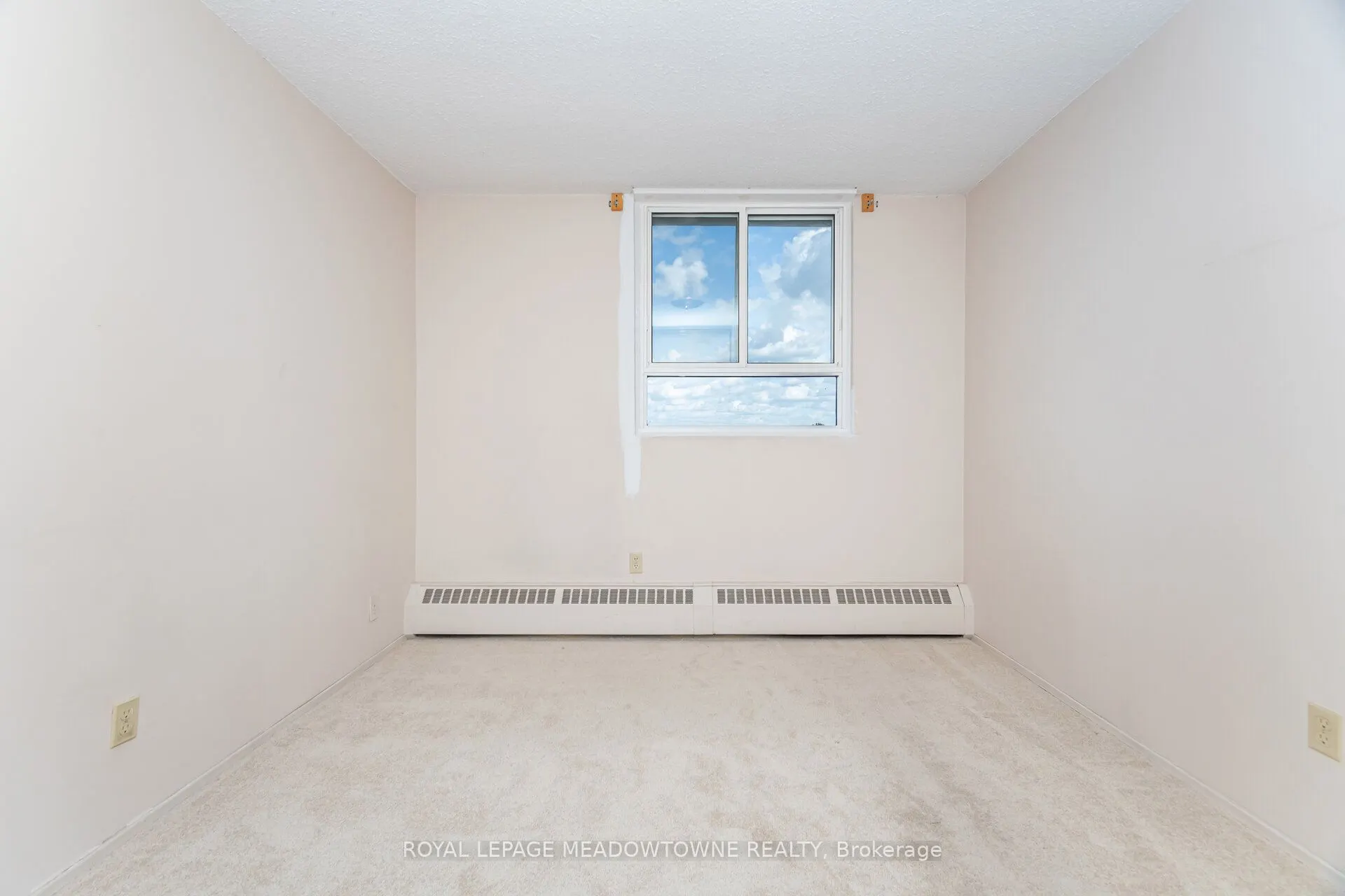 225 Harvard Place, #804