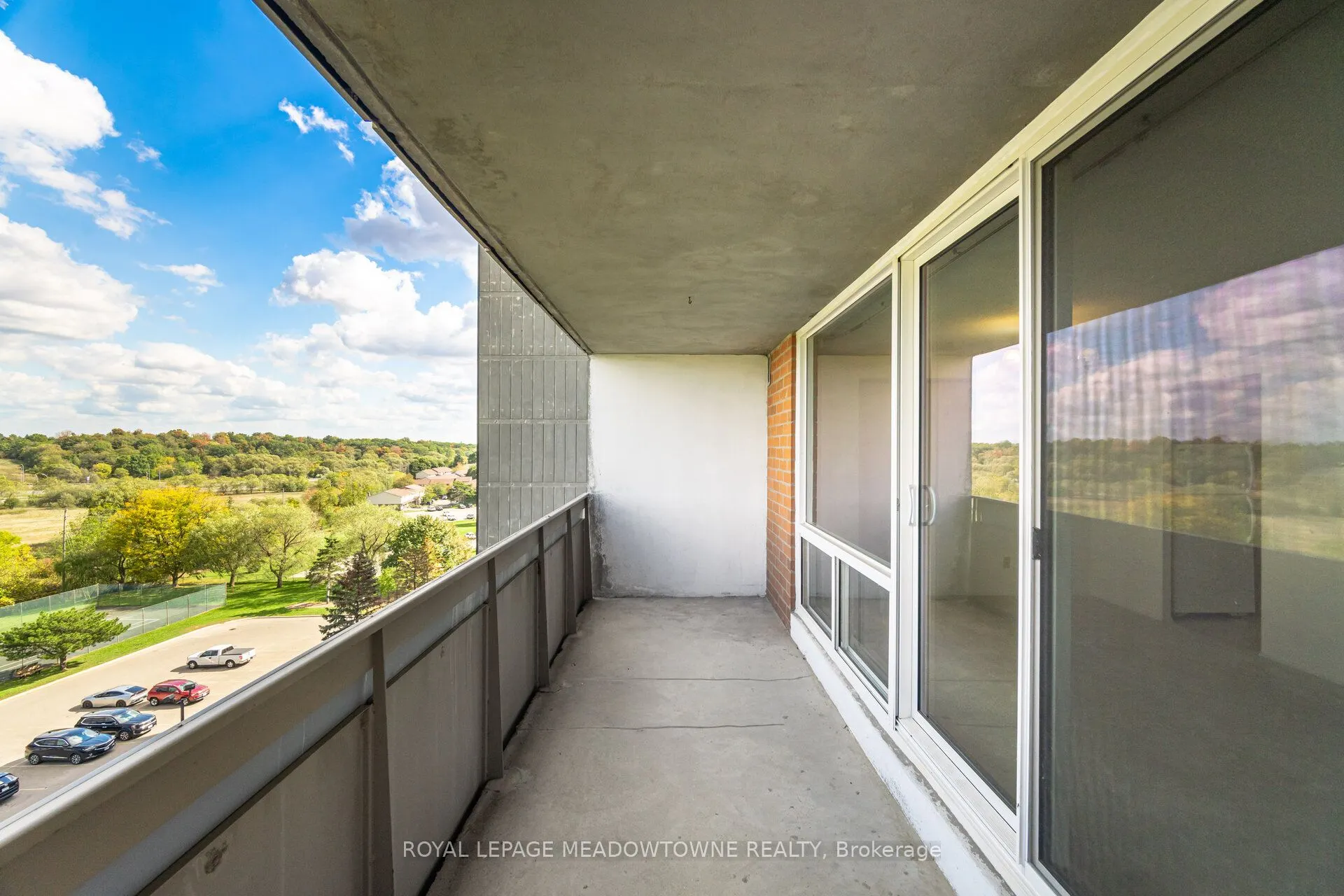 225 Harvard Place, #804