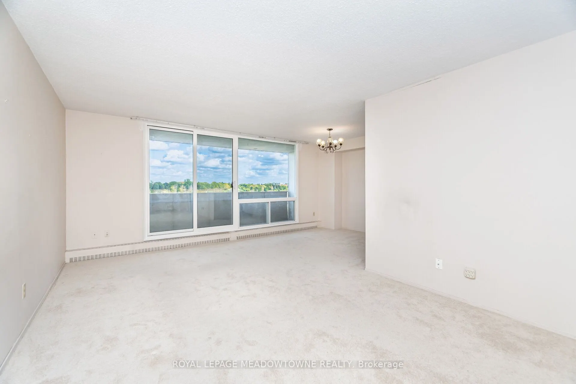 225 Harvard Place, #804