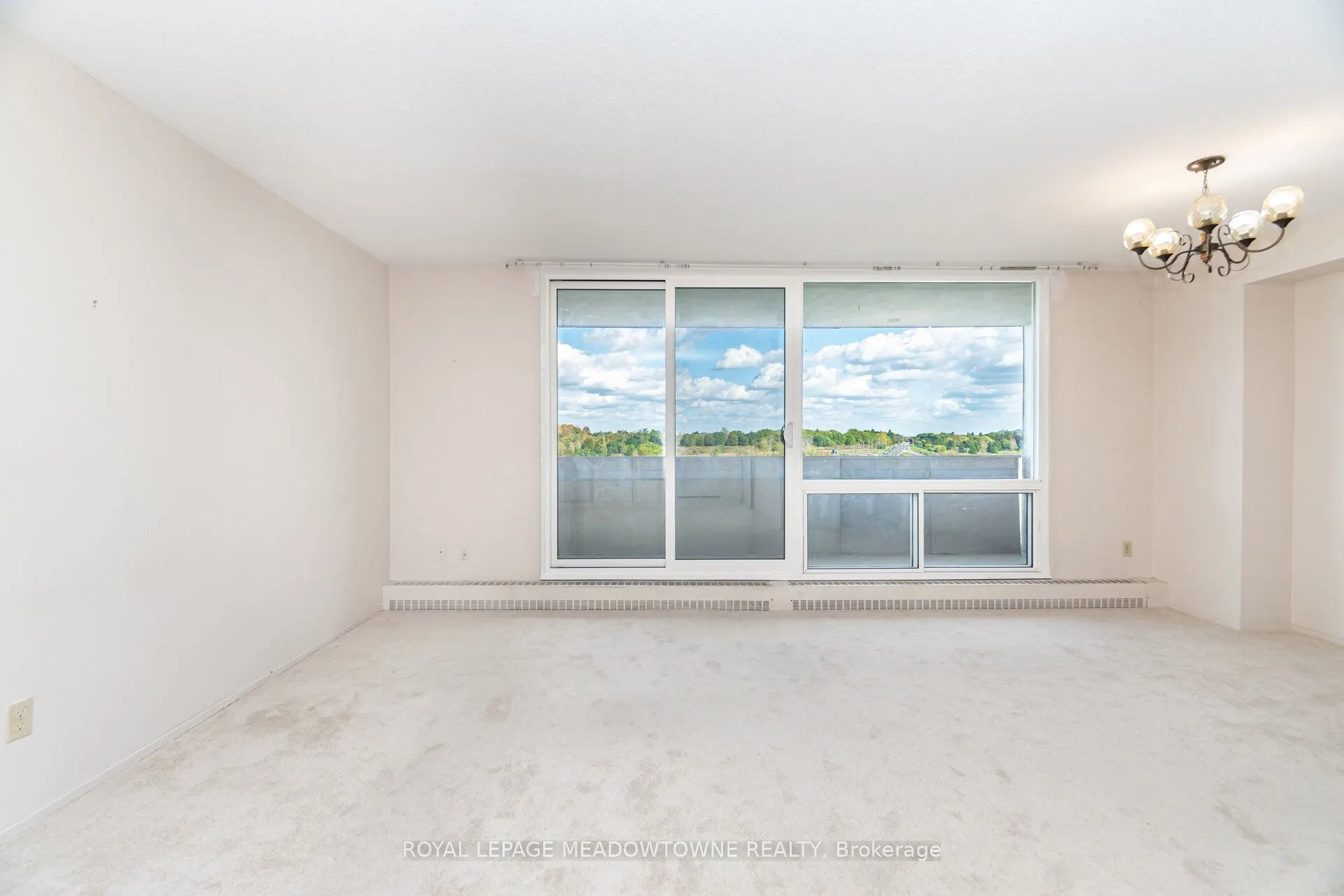 225 Harvard Place, #804