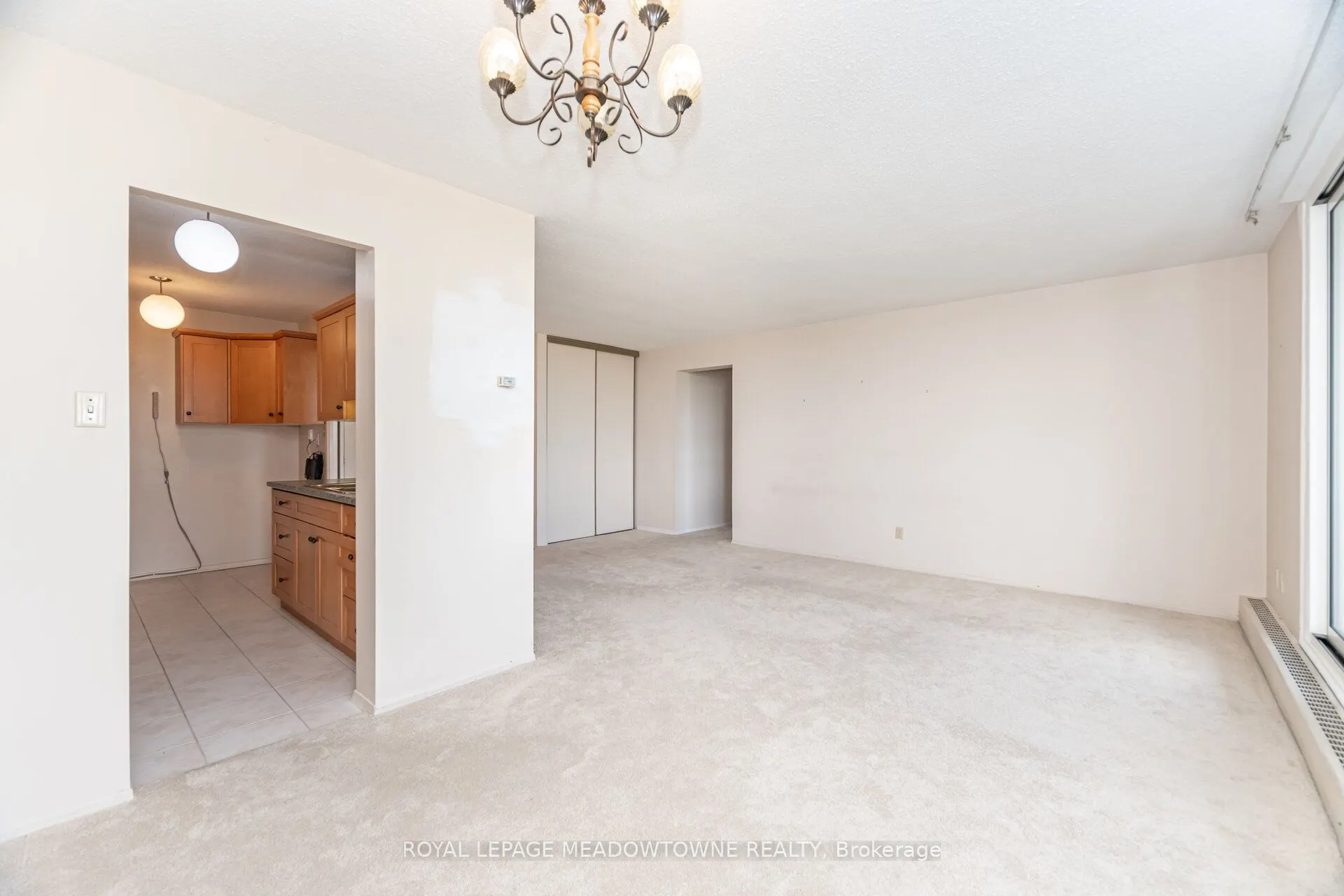 225 Harvard Place, #804