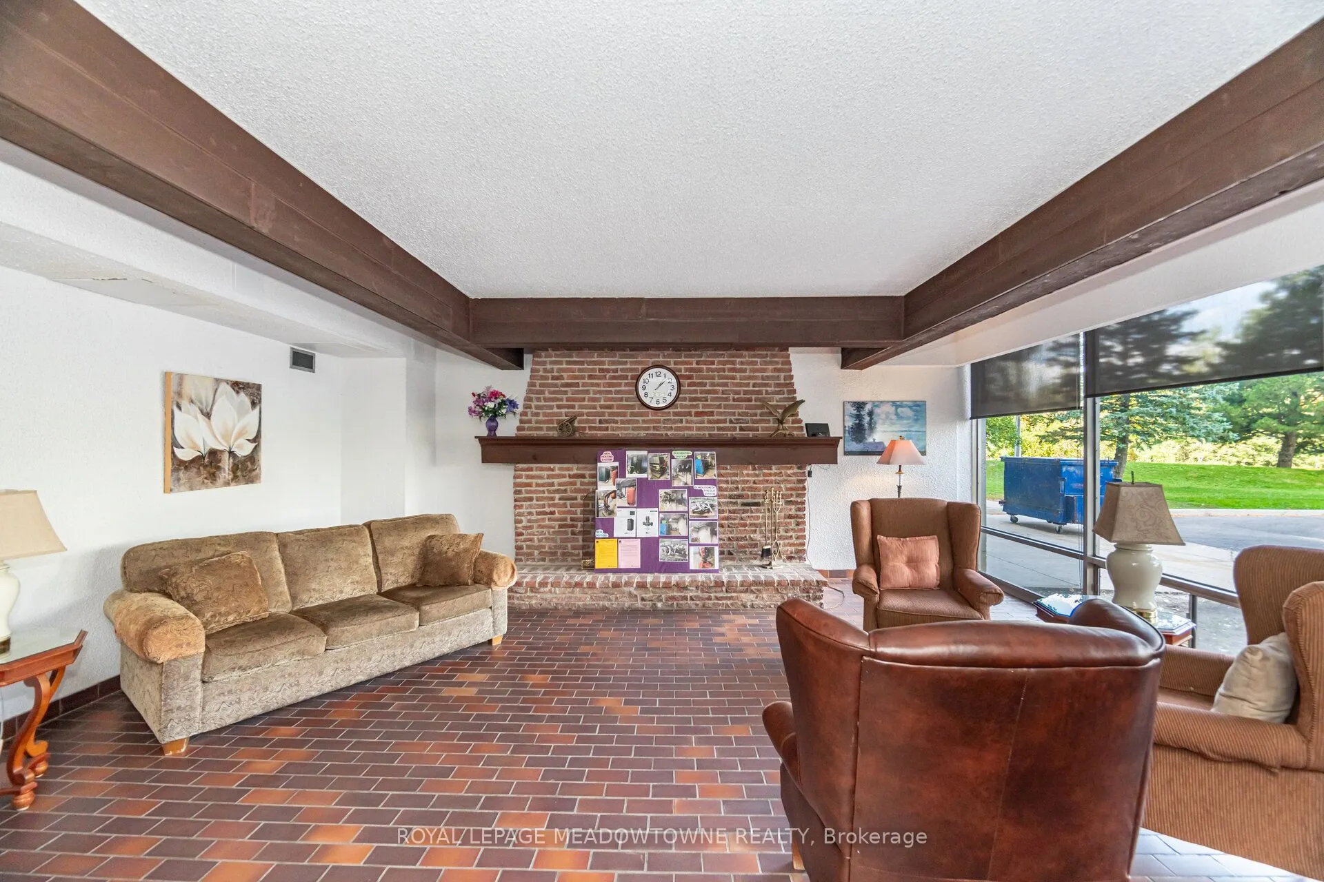 225 Harvard Place, #804