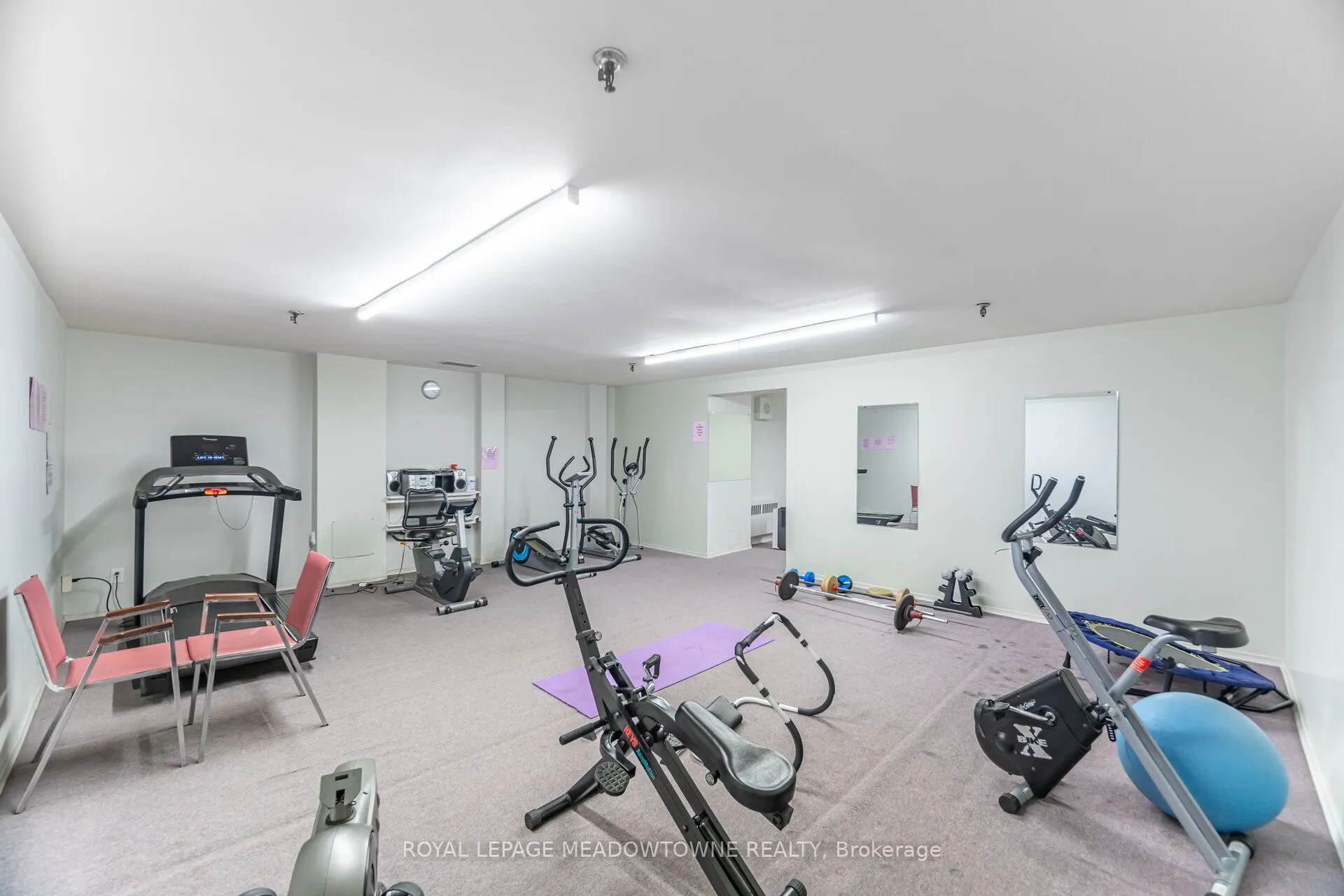 225 Harvard Place, #804