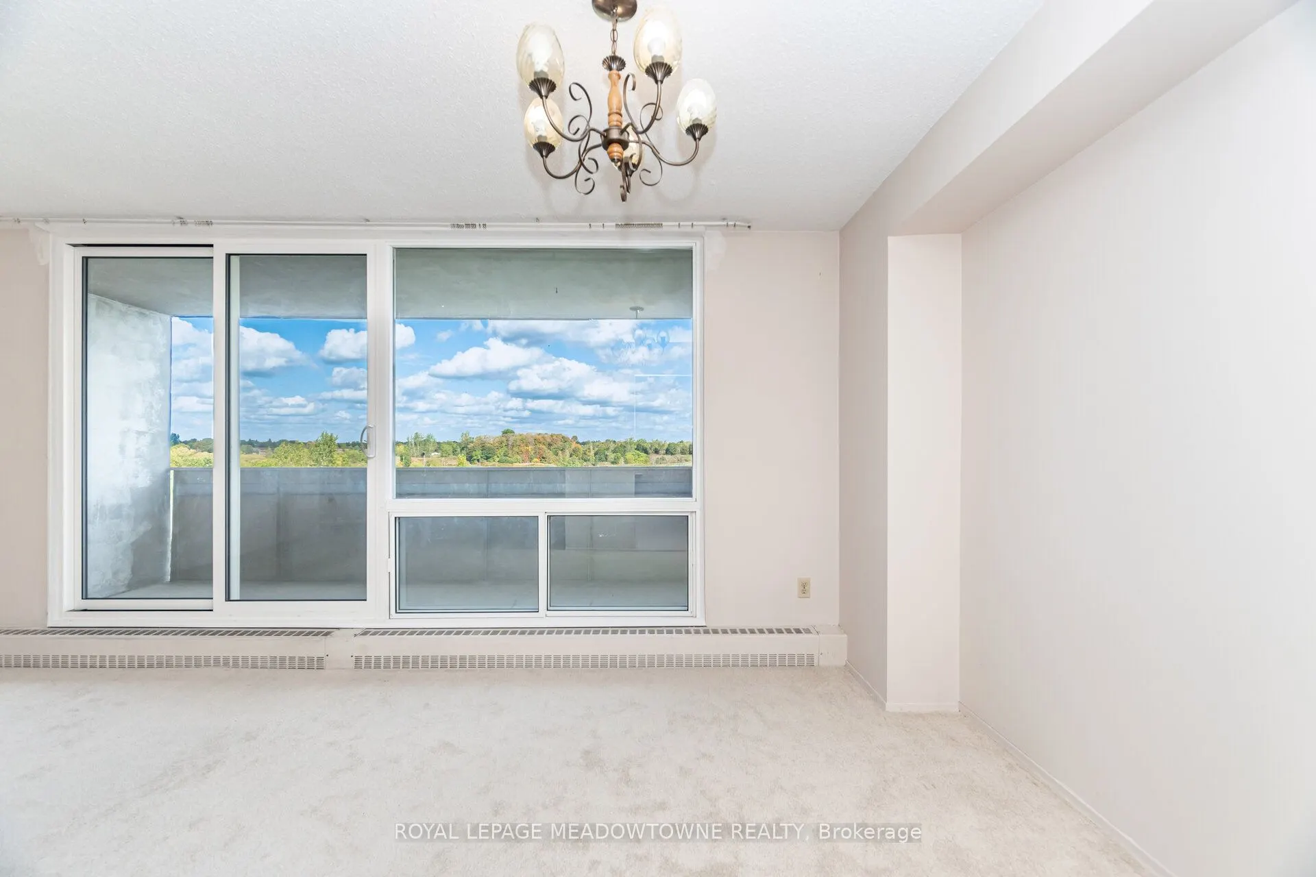 225 Harvard Place, #804