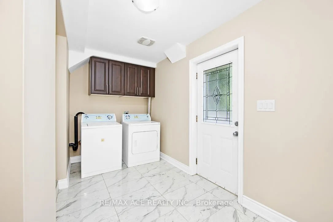 205 Emerson Street, #Main