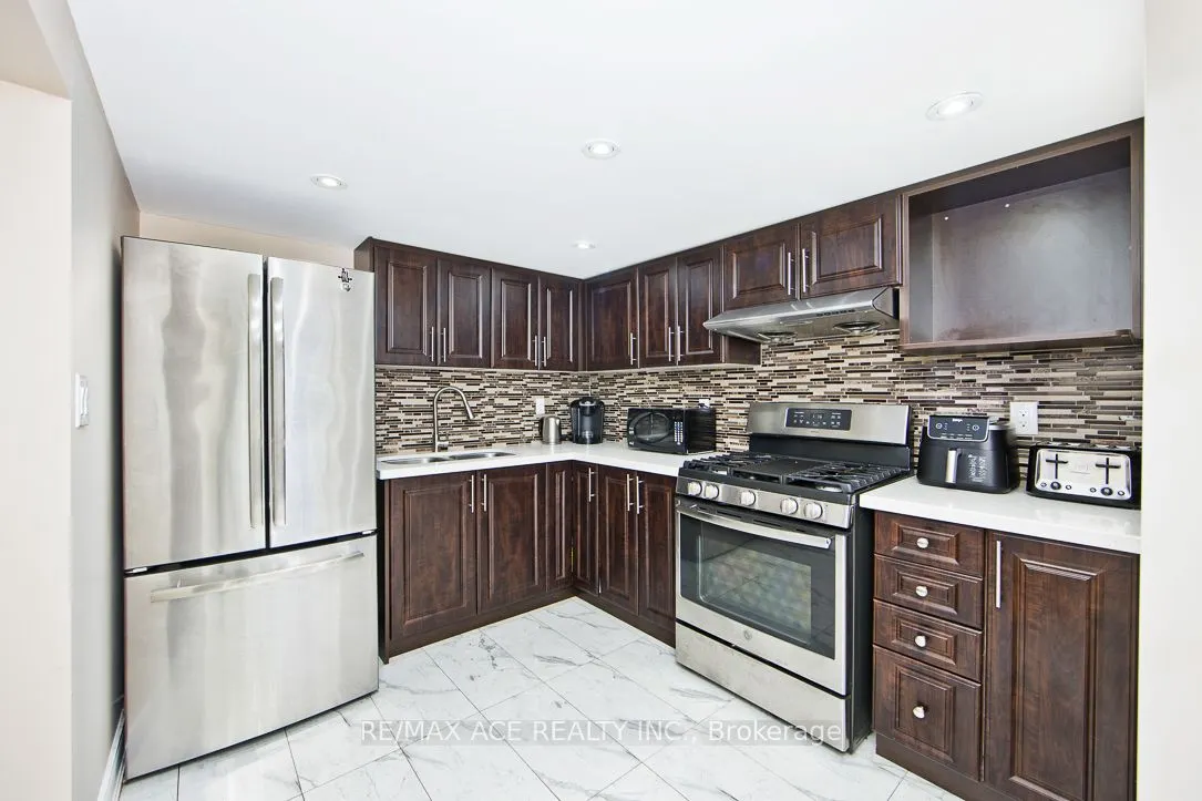 205 Emerson Street, #Main