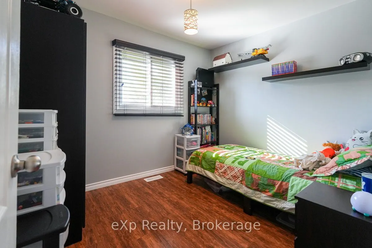 179422 Grey Road 17