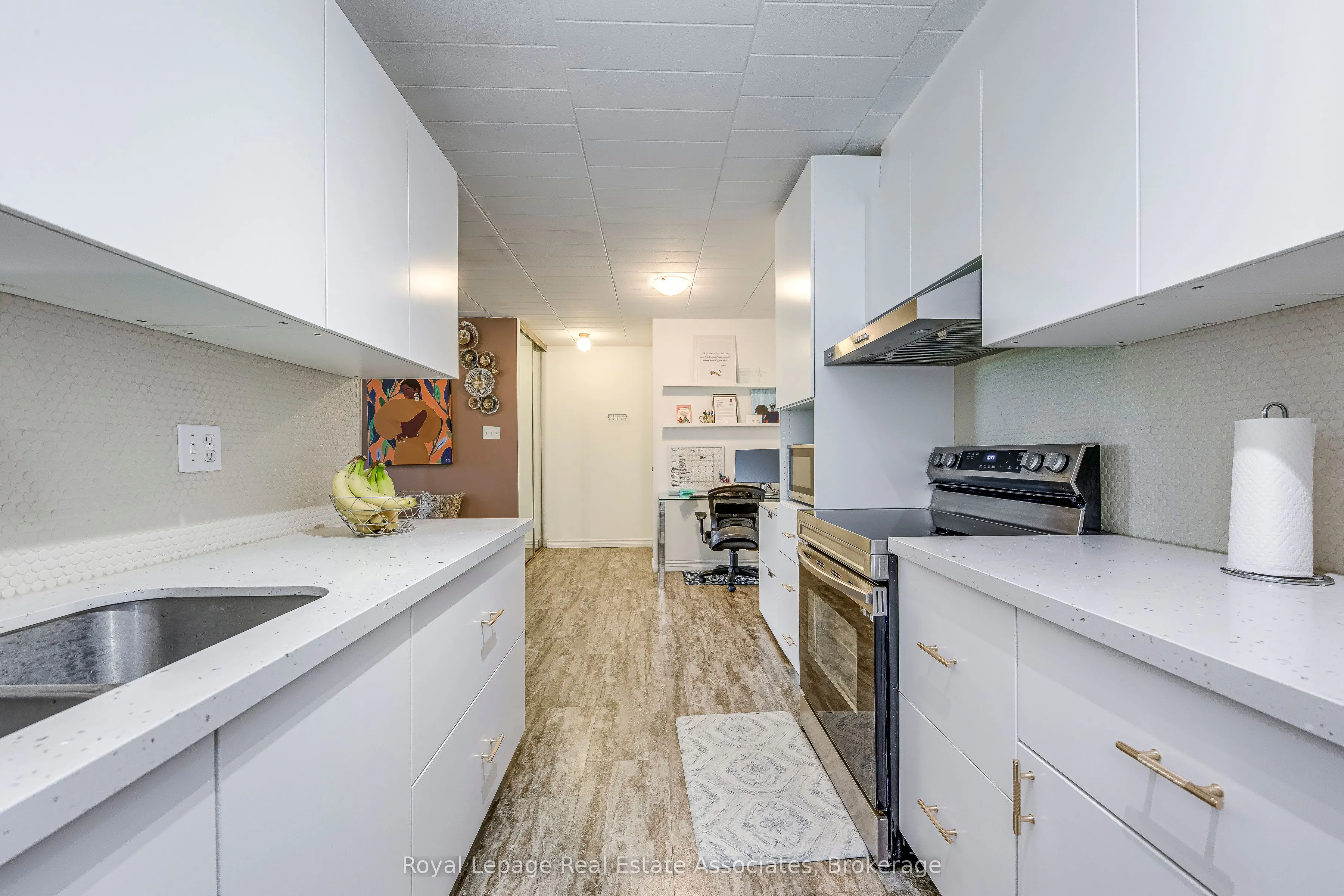 63 Conroy Crescent, #58