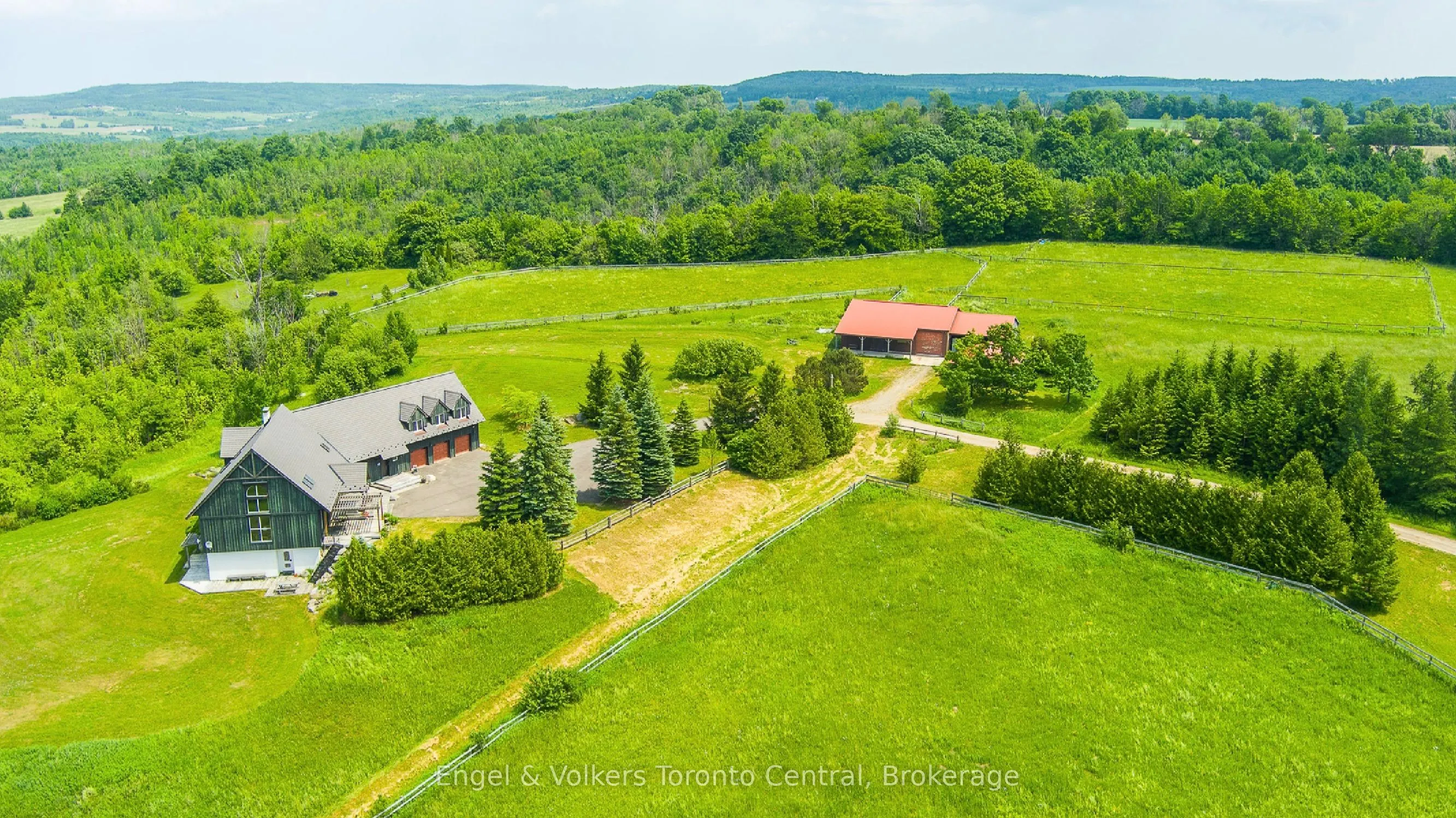 496083 Grey Road 2 Road