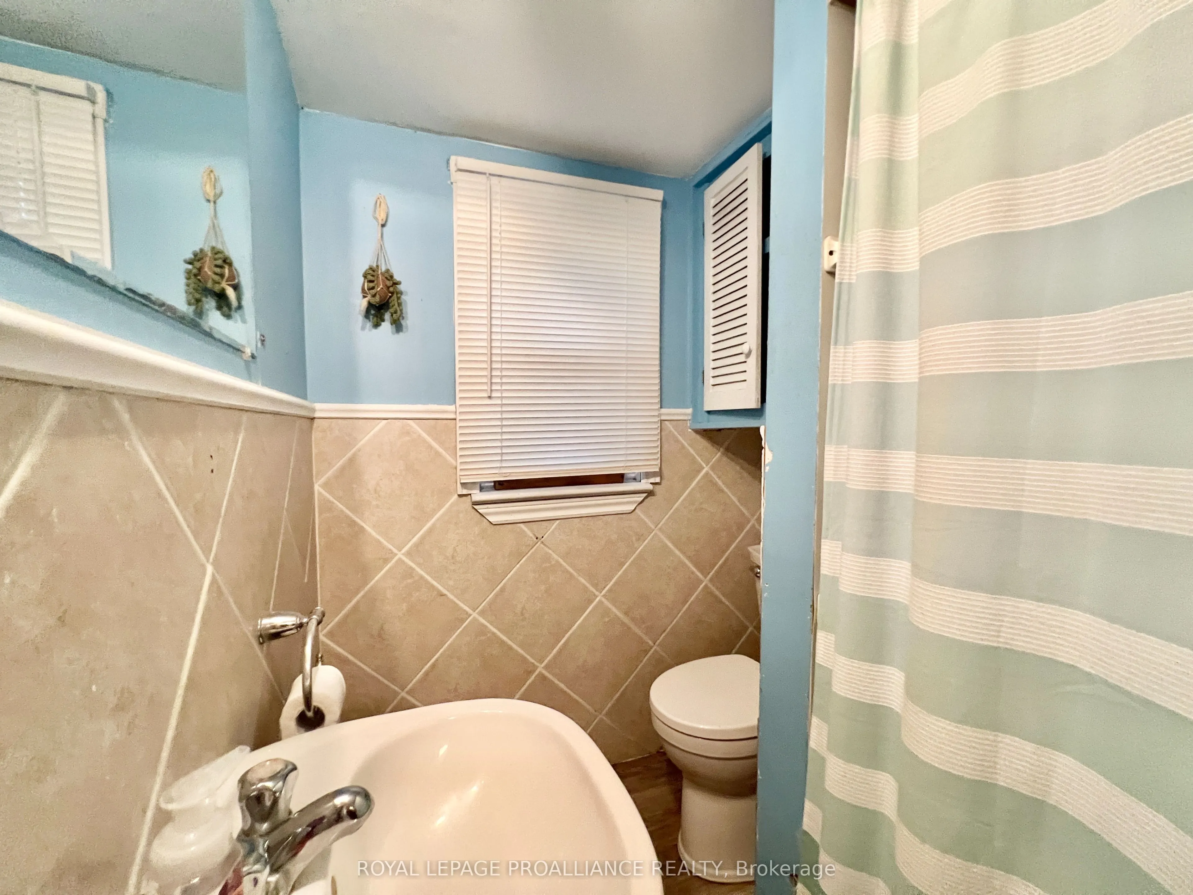 2112 Hamilton Road