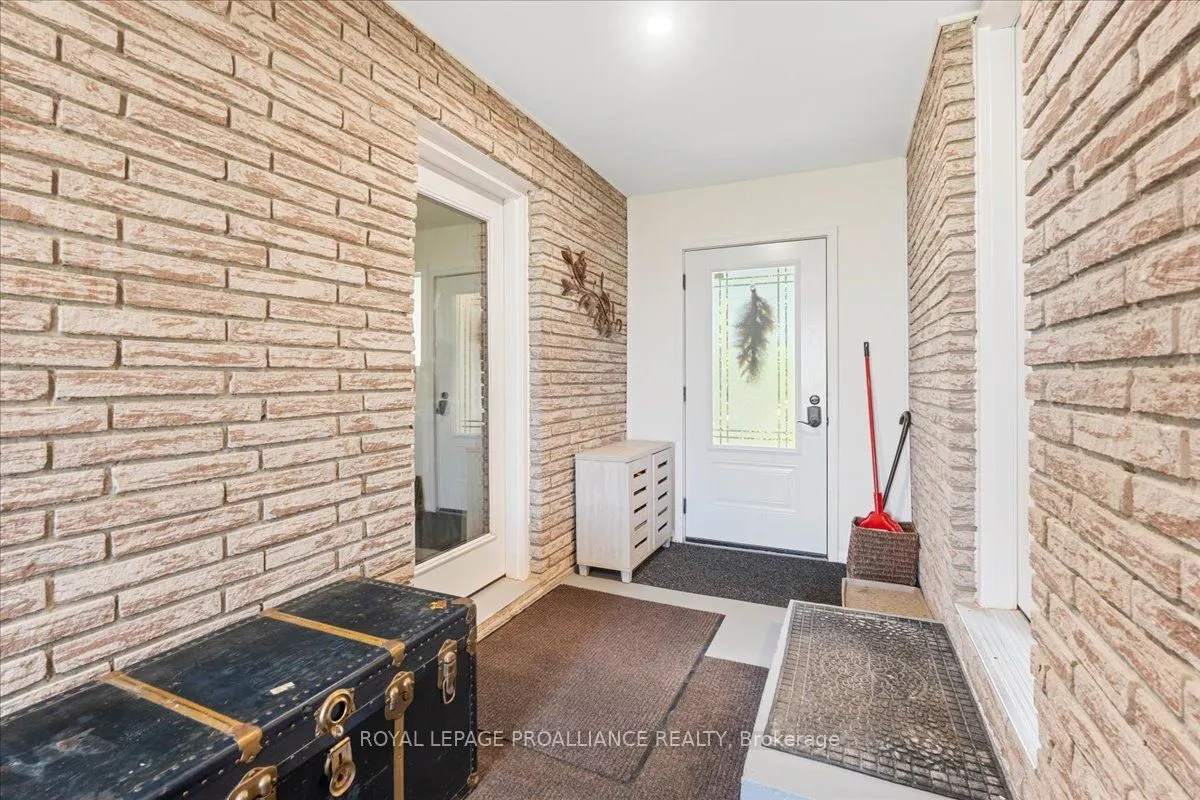 3223 Stirling-Marmora Road
