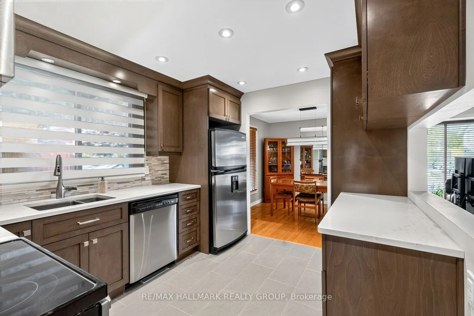 1816 Applegrove Court