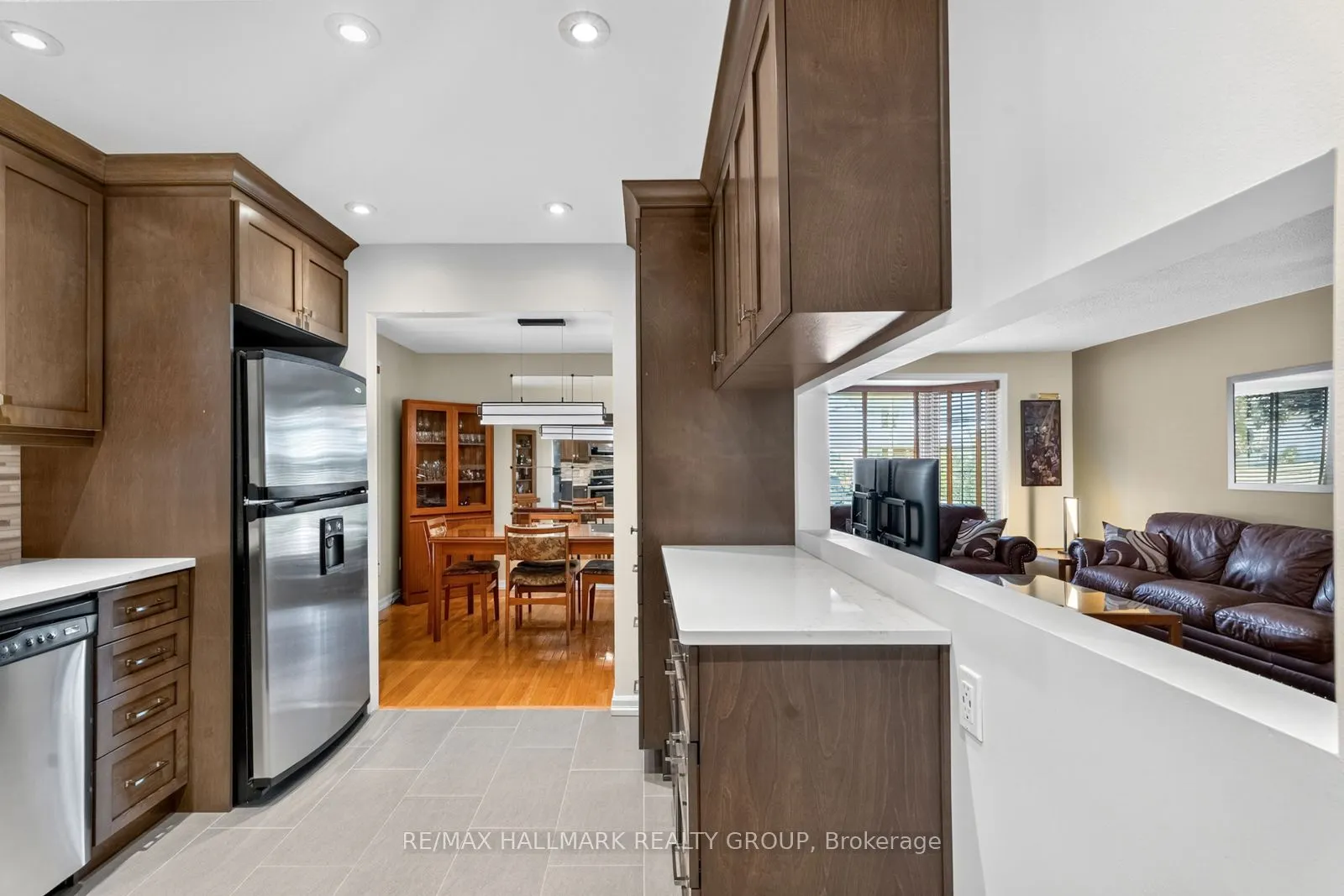 1816 Applegrove Court