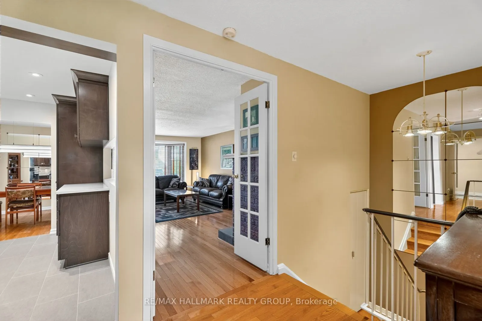 1816 Applegrove Court