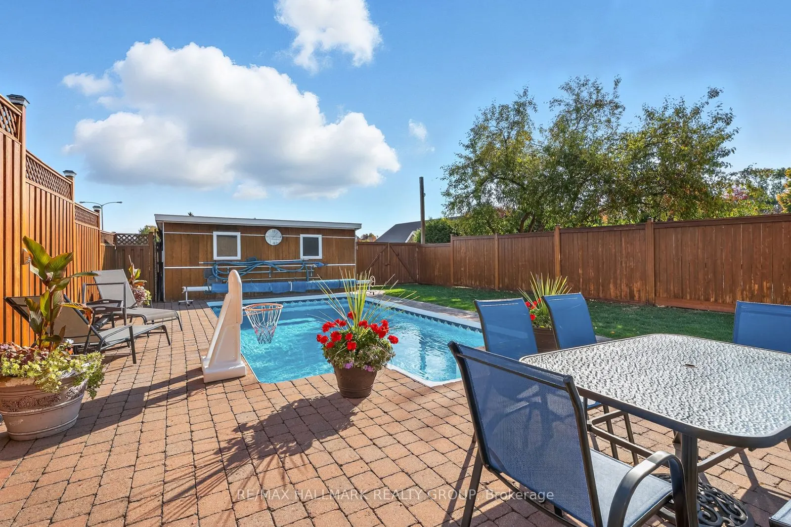 1816 Applegrove Court