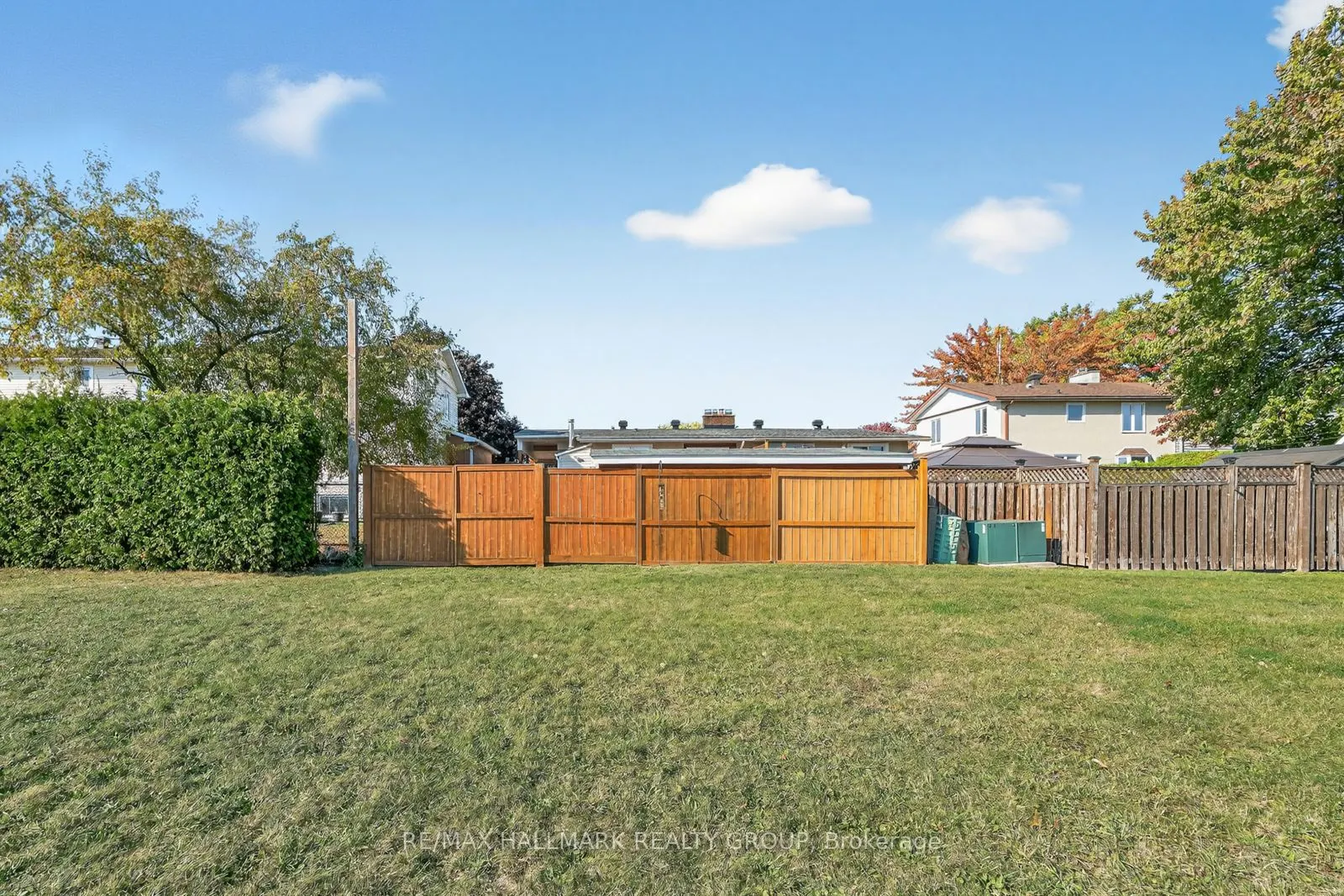 1816 Applegrove Court