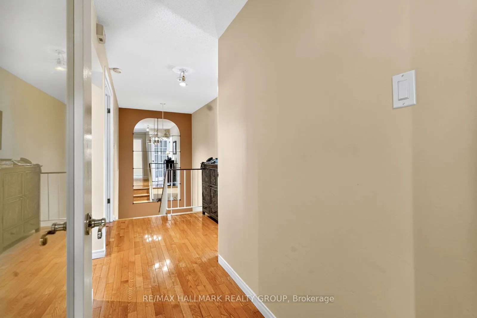 1816 Applegrove Court