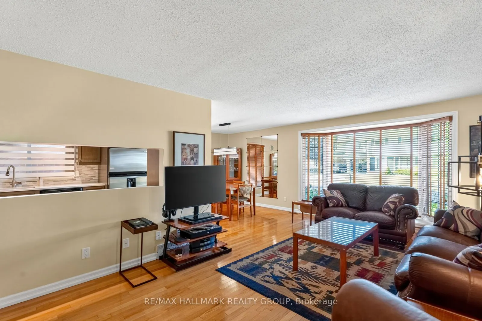 1816 Applegrove Court