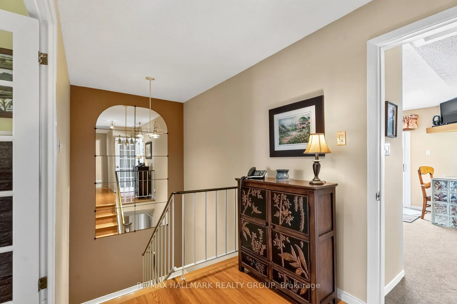 1816 Applegrove Court