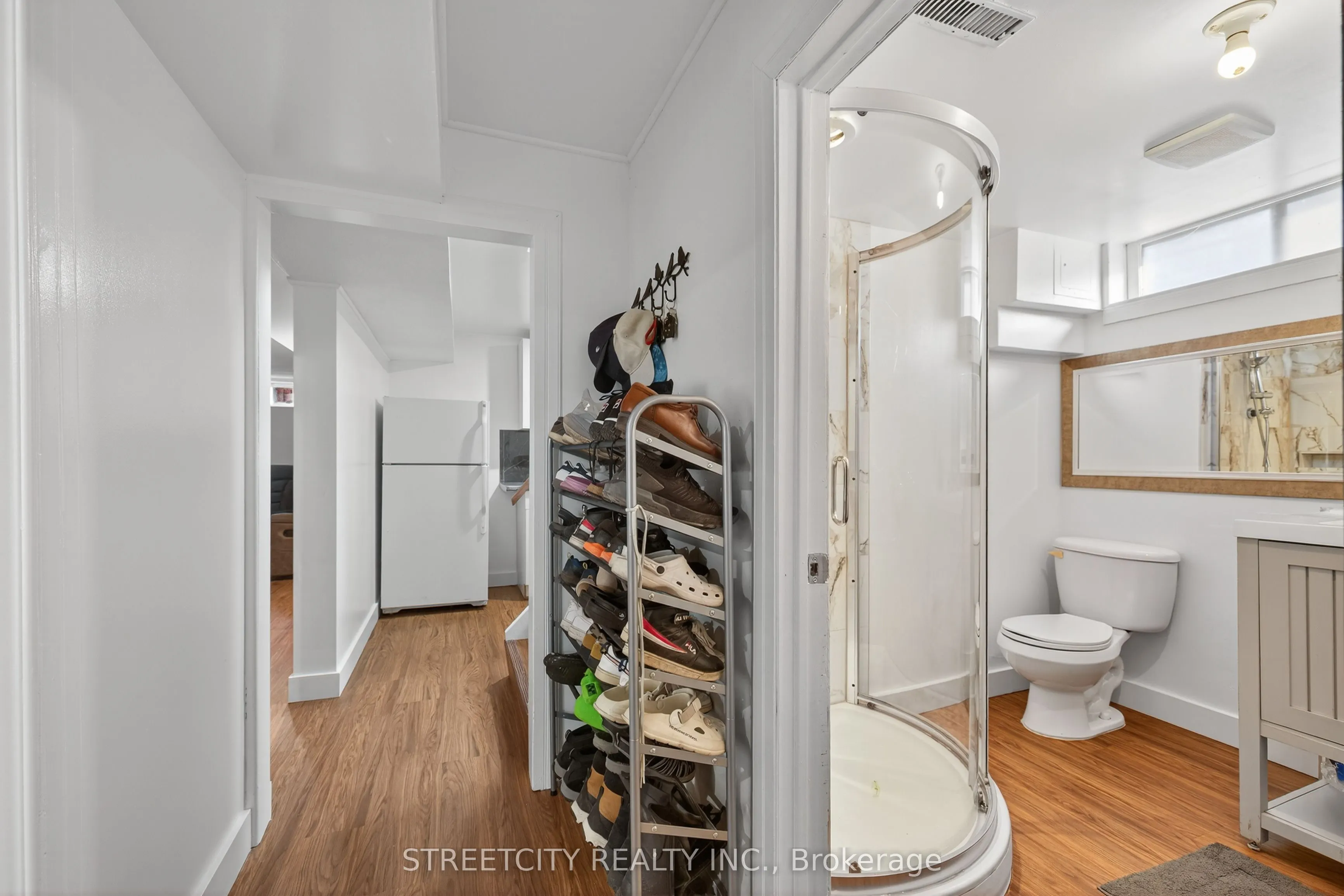 407 Elm Street