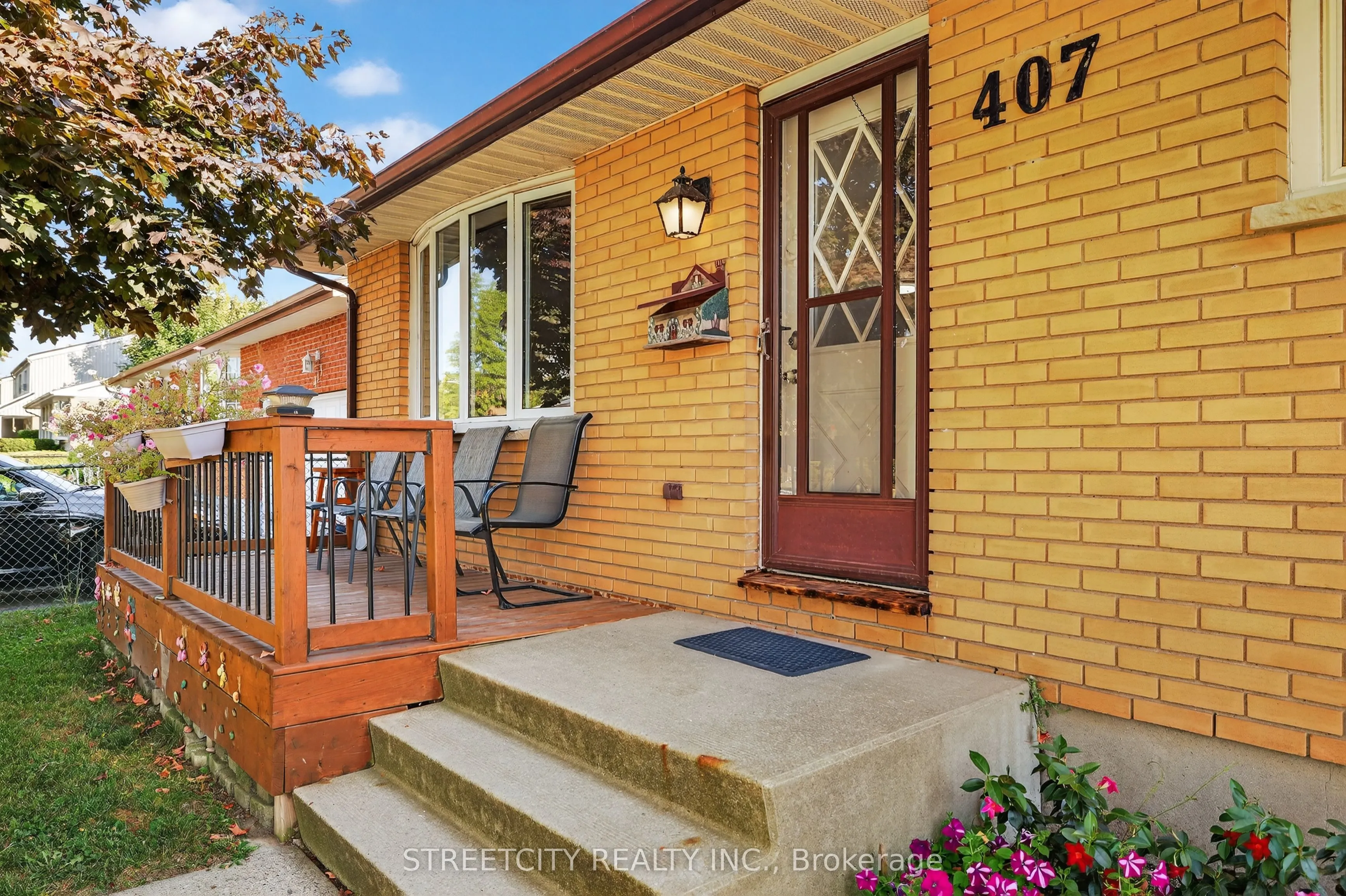 407 Elm Street