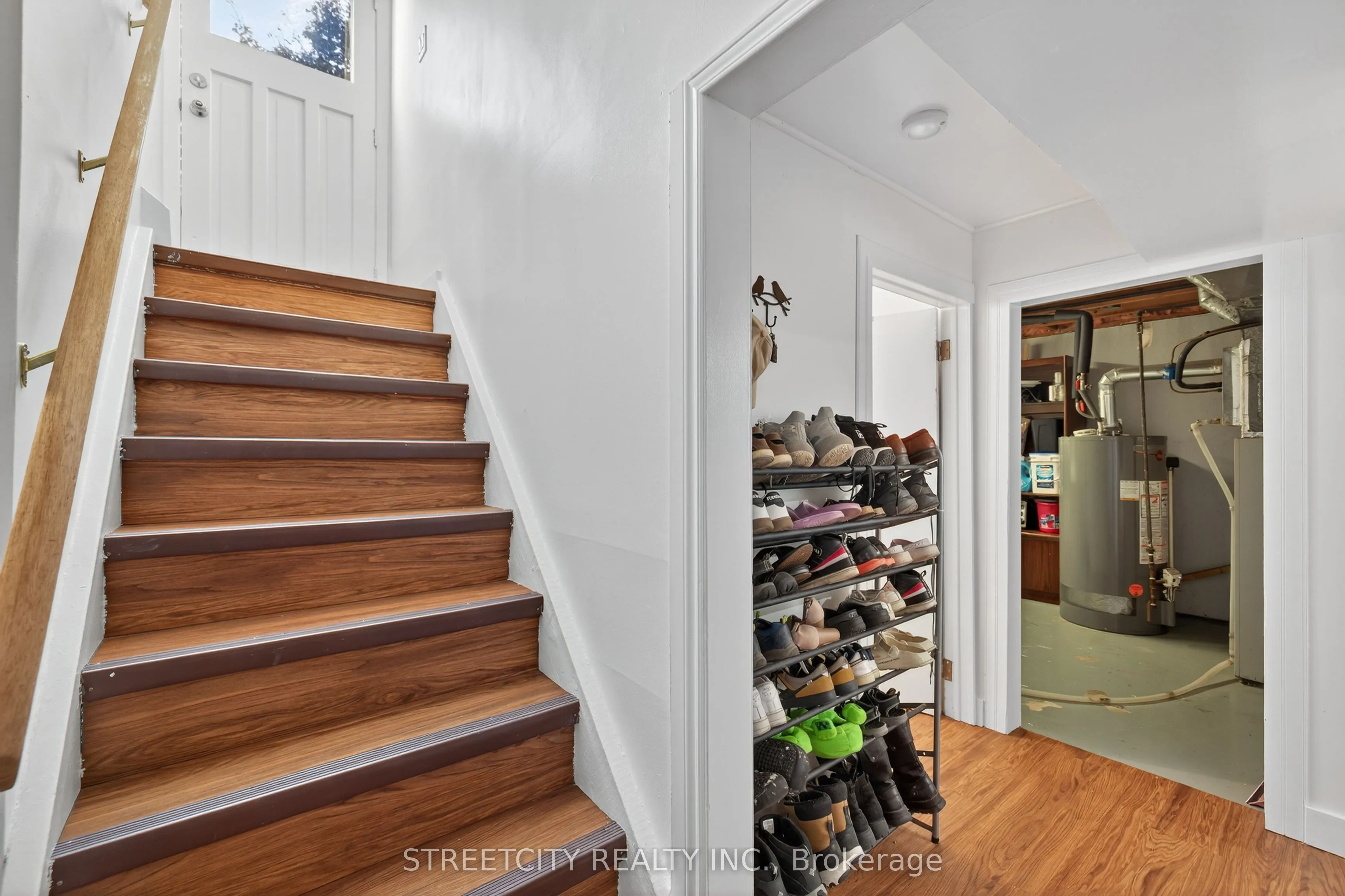 407 Elm Street