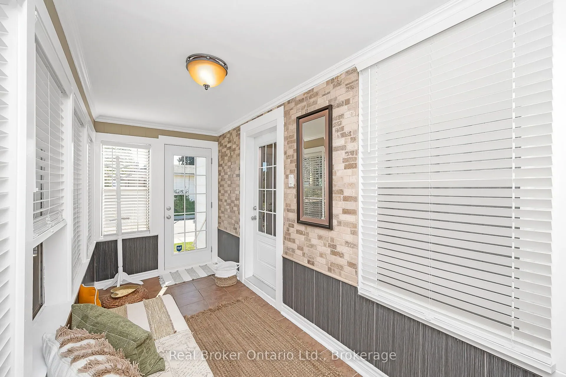 62 Wexford Avenue N