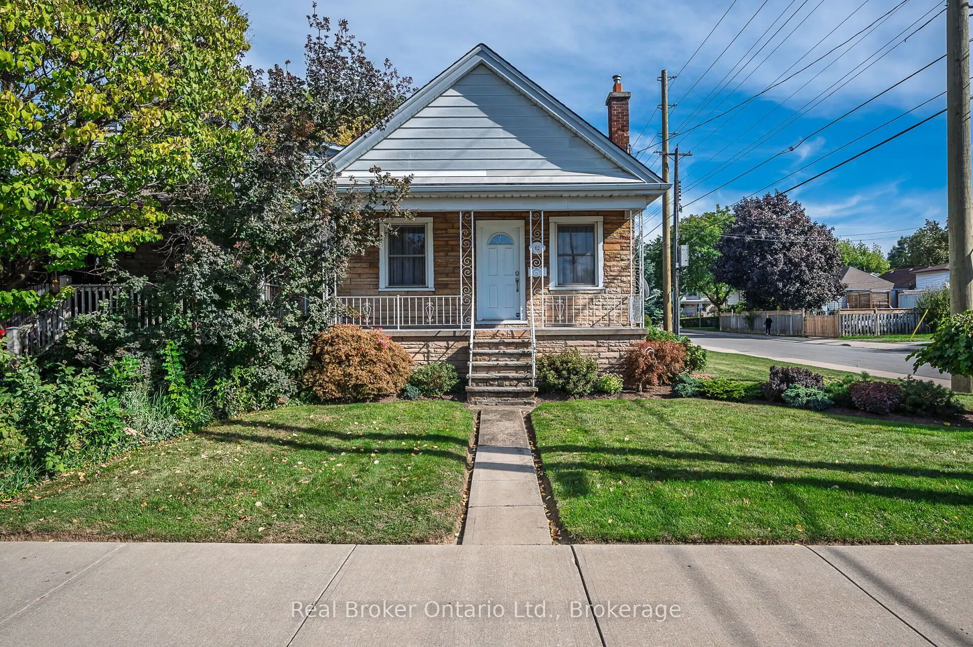 62 Wexford Avenue N