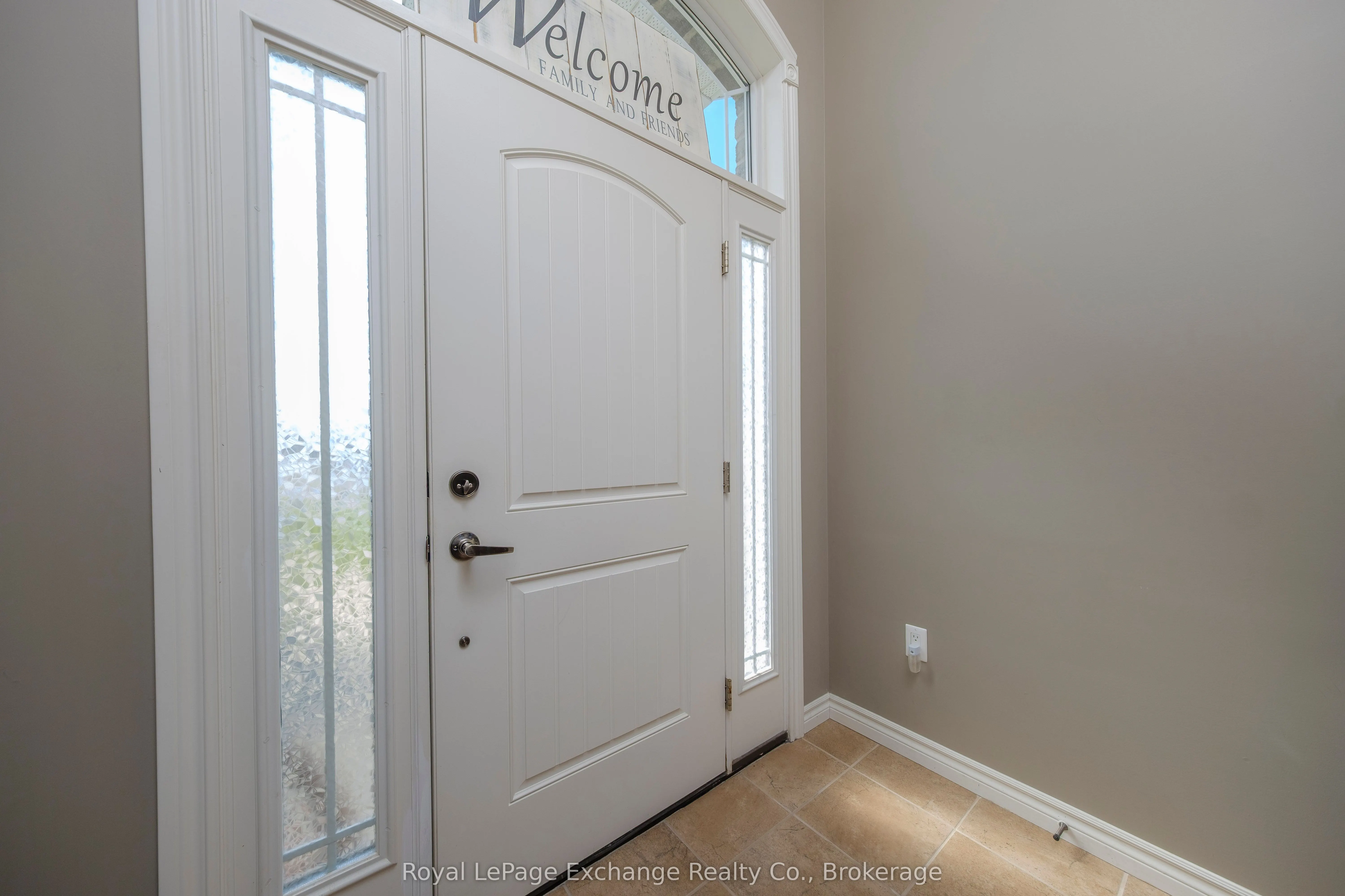 54 Lakefield Drive