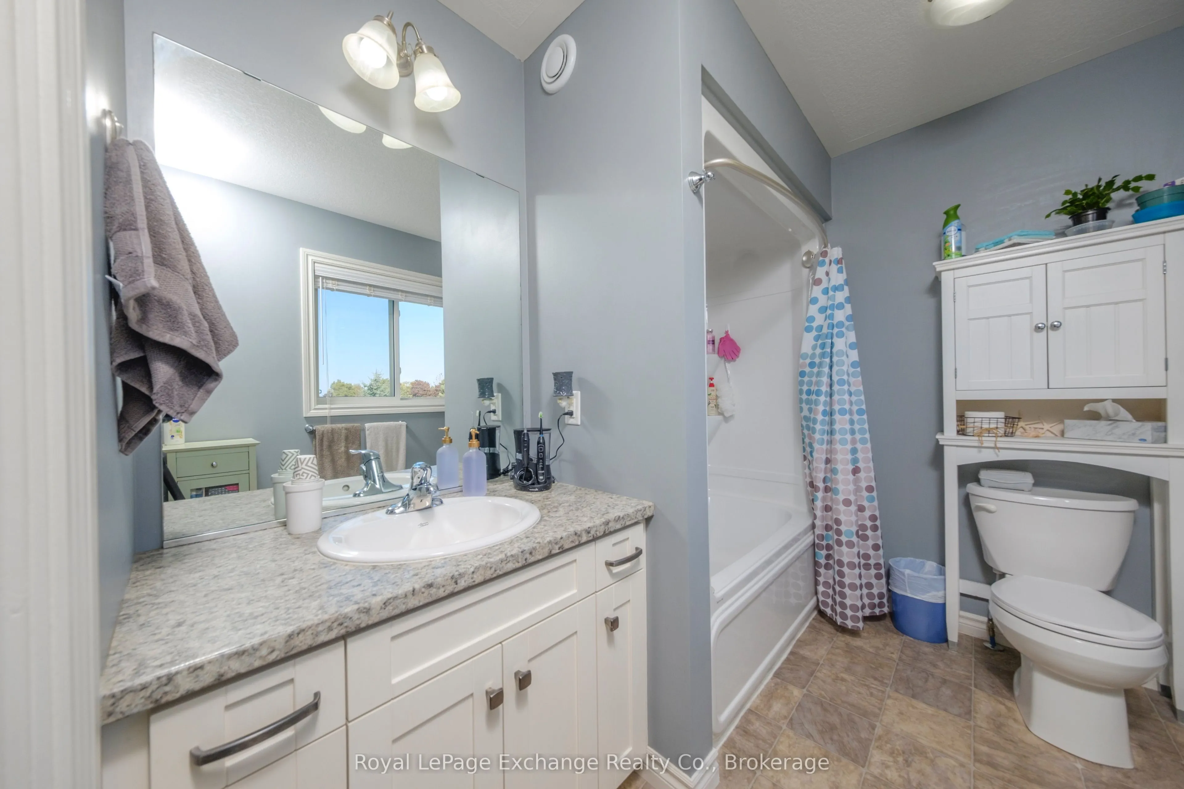 54 Lakefield Drive