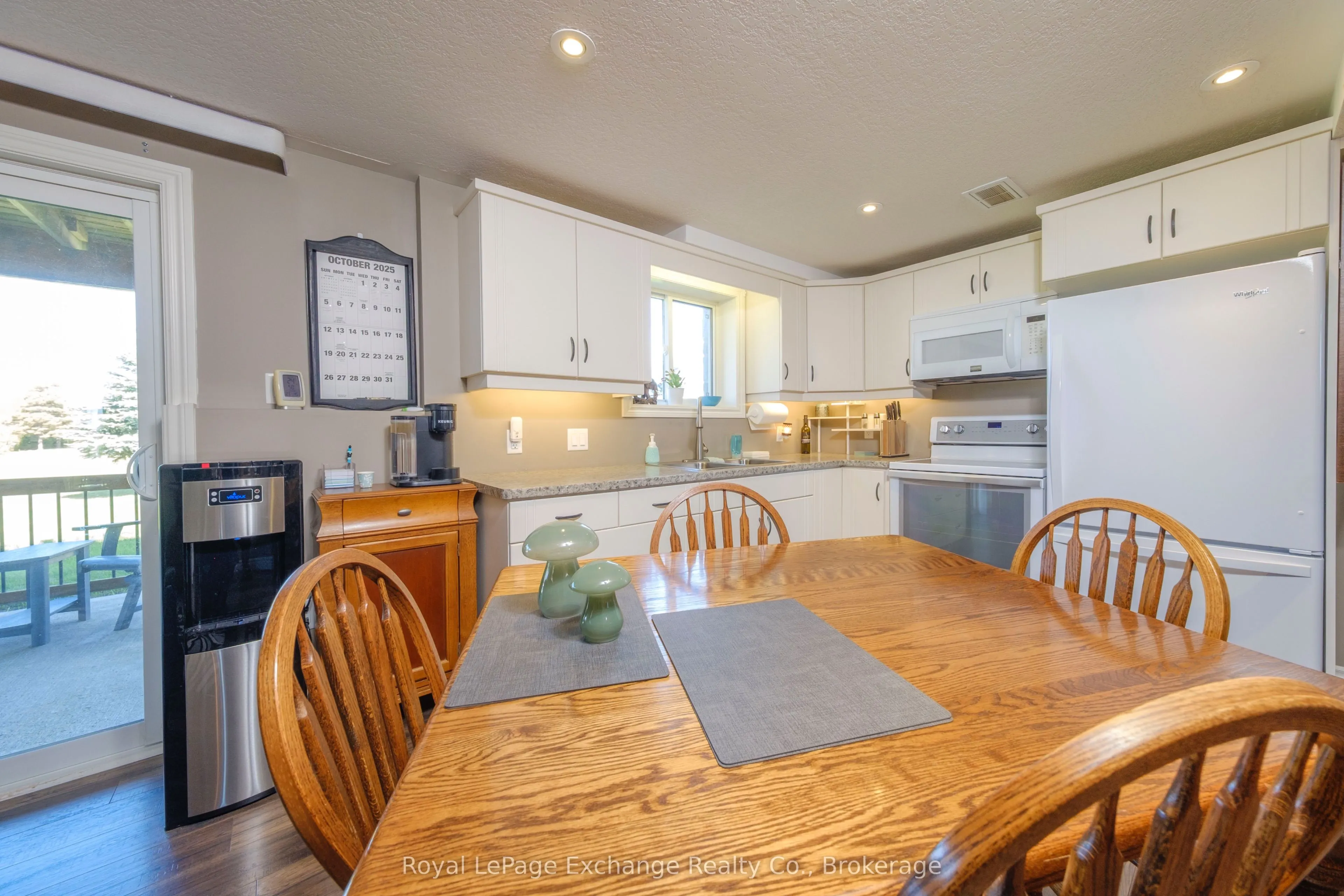 54 Lakefield Drive