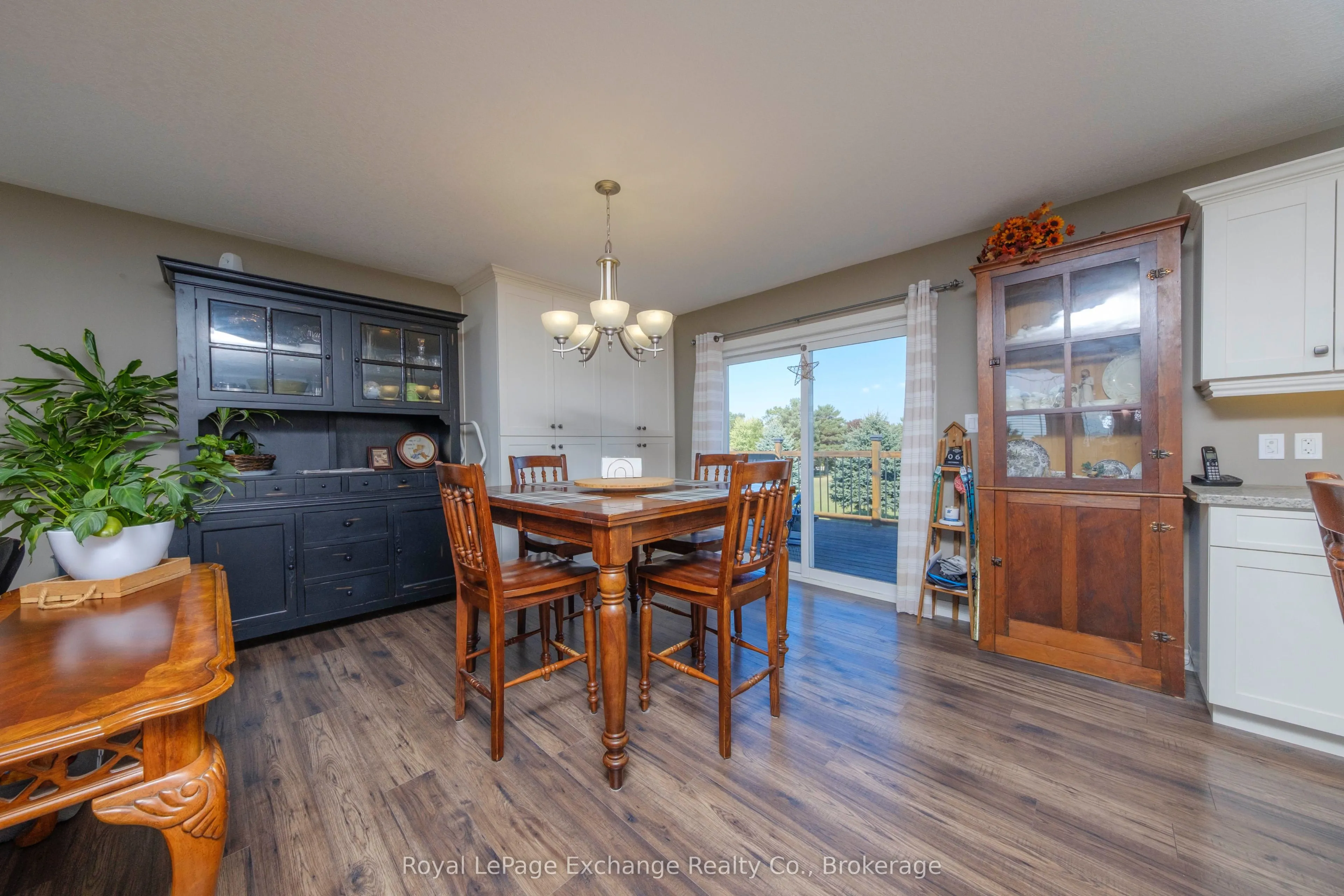 54 Lakefield Drive