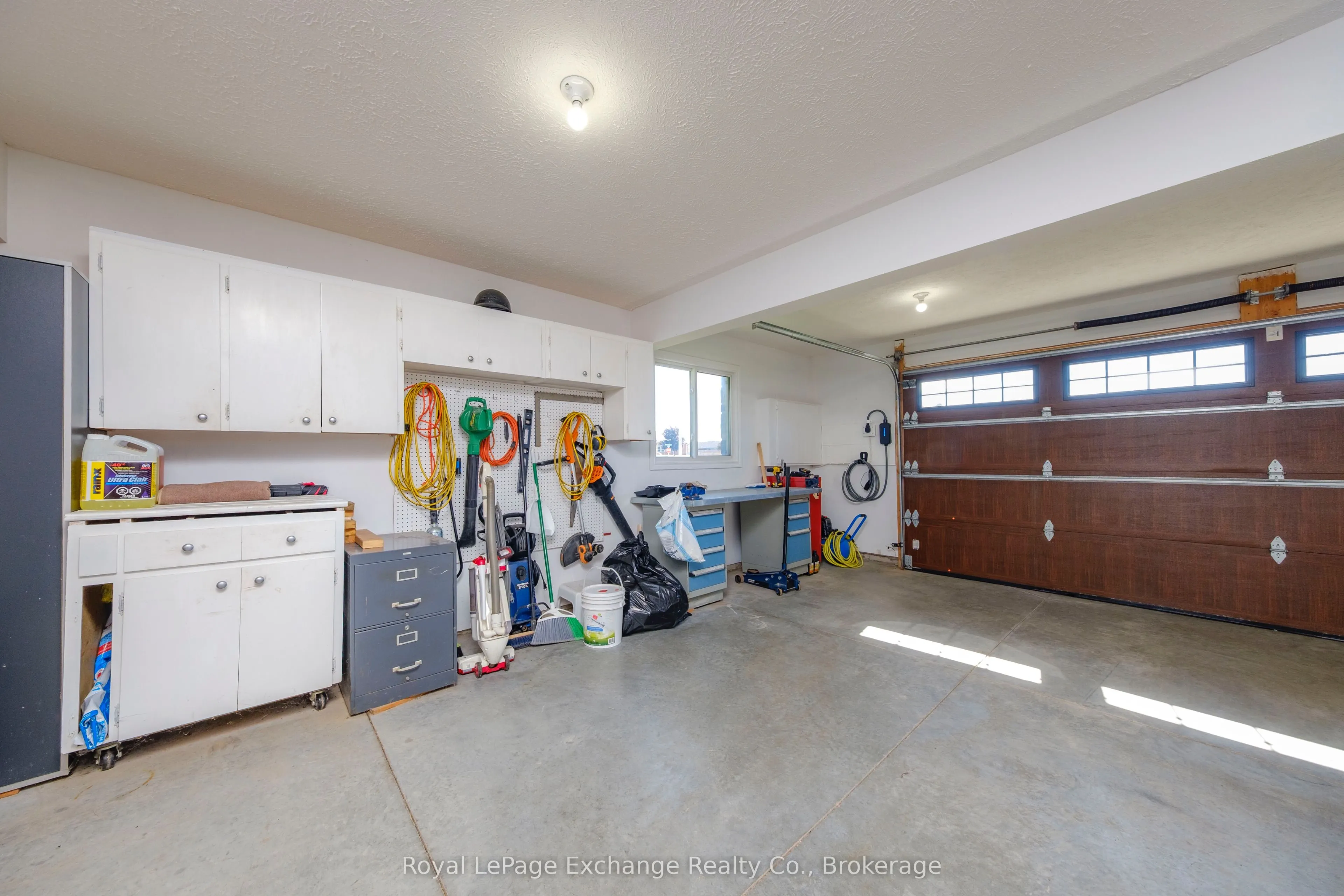 54 Lakefield Drive