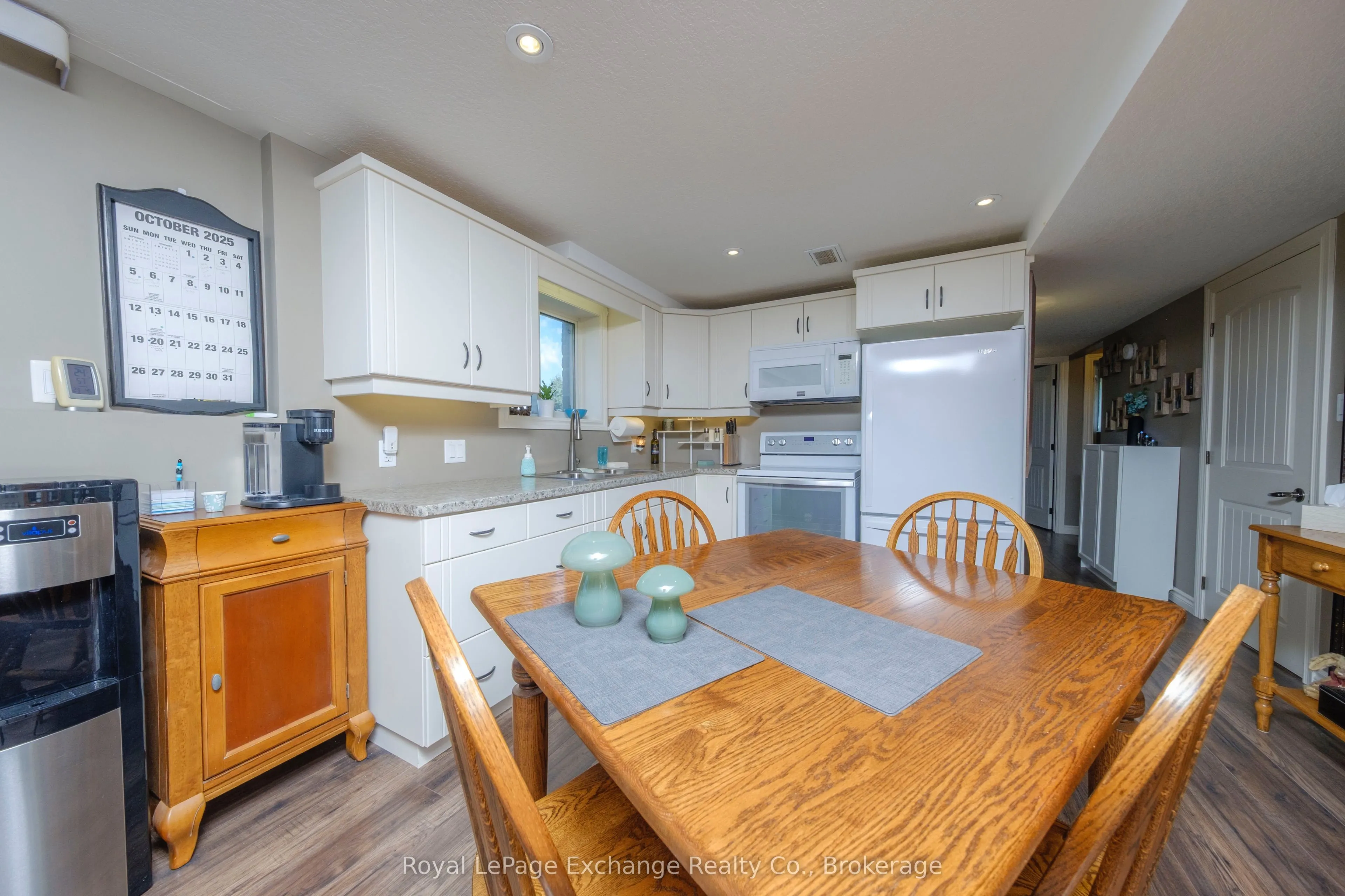 54 Lakefield Drive