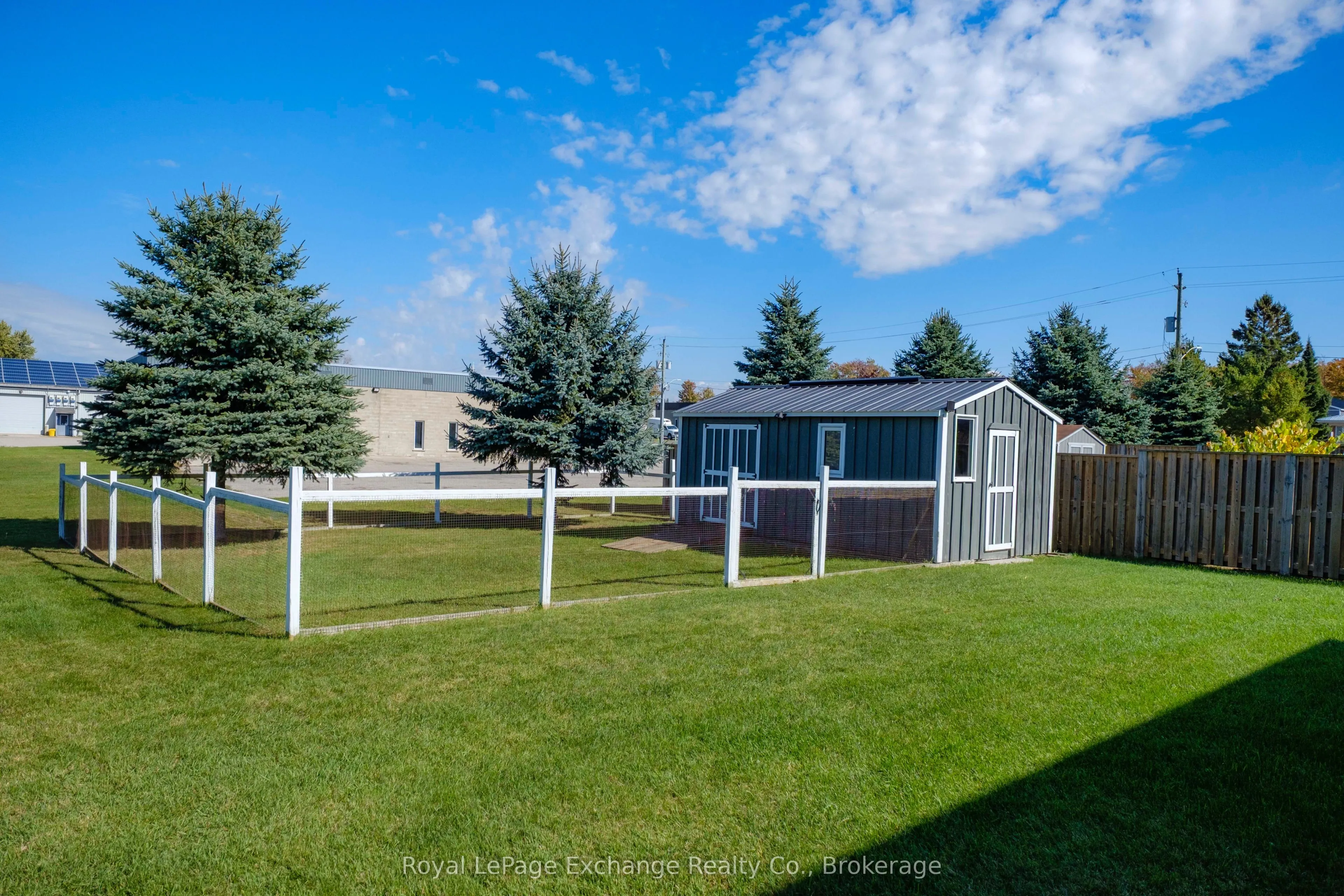 54 Lakefield Drive