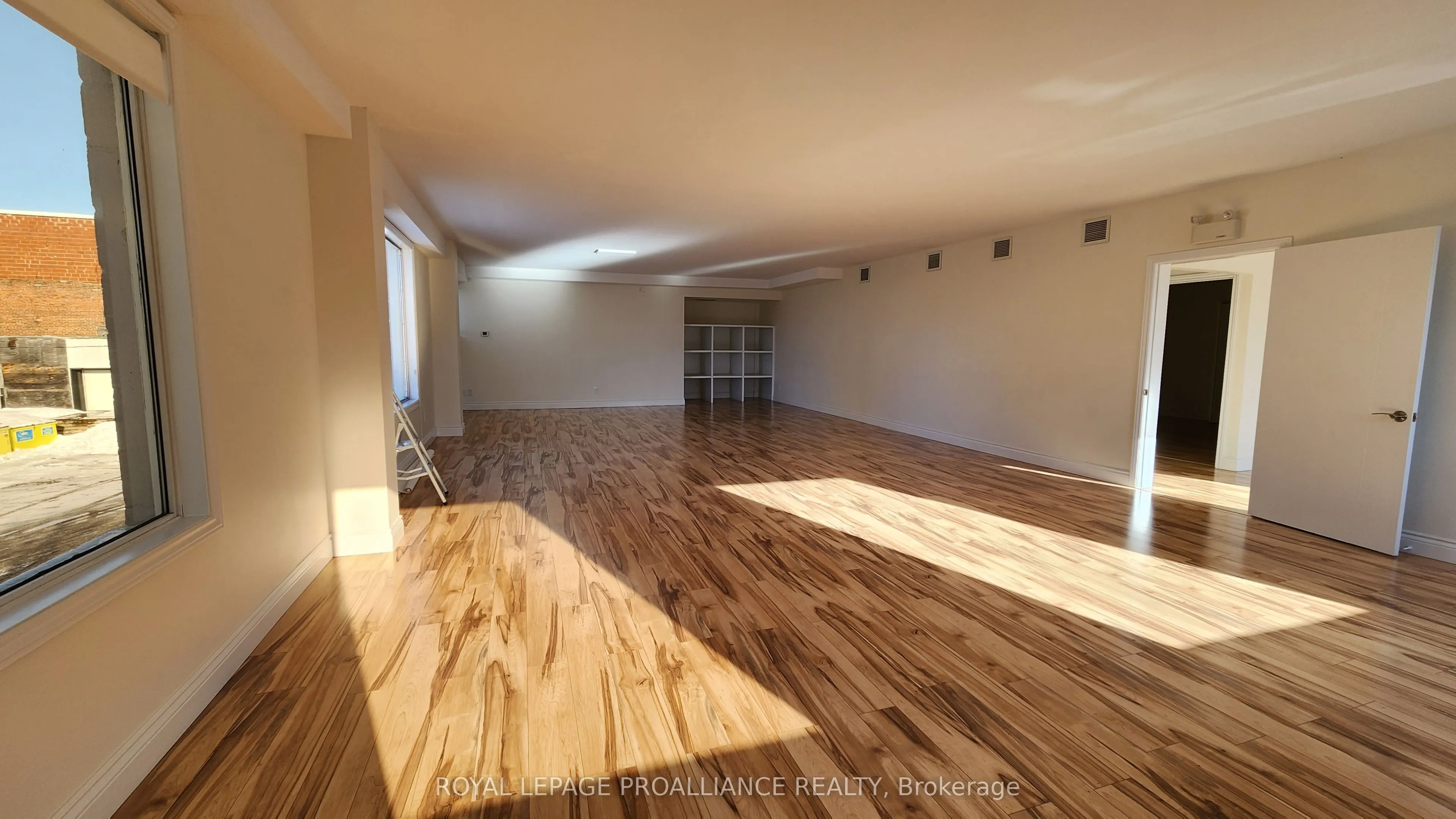 354 PINNACLE Street, #C