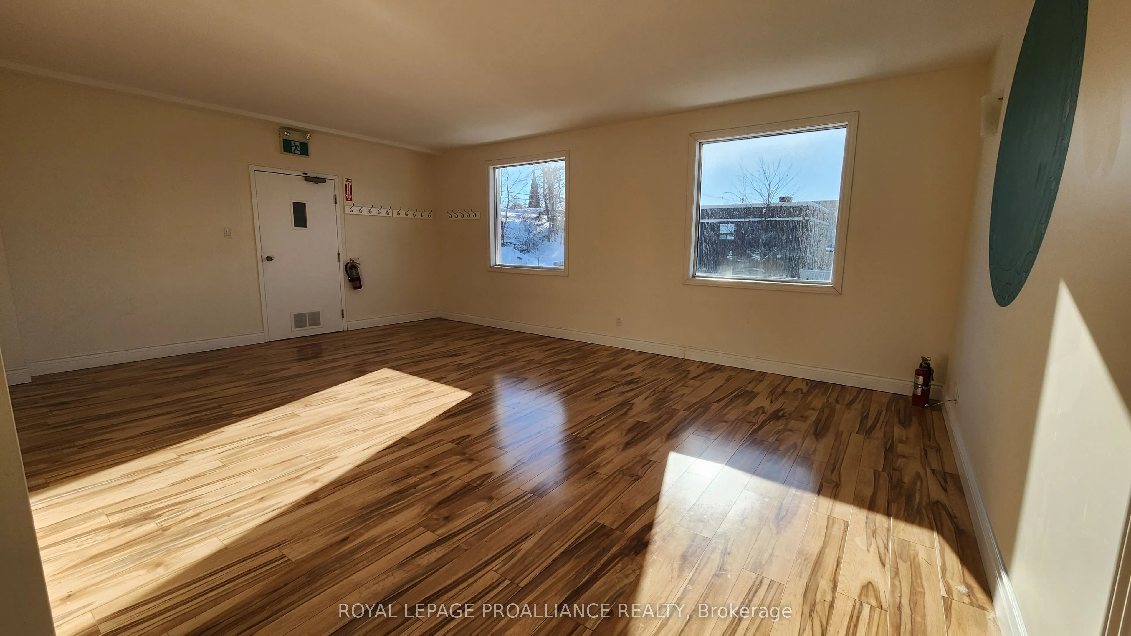 354 PINNACLE Street, #C