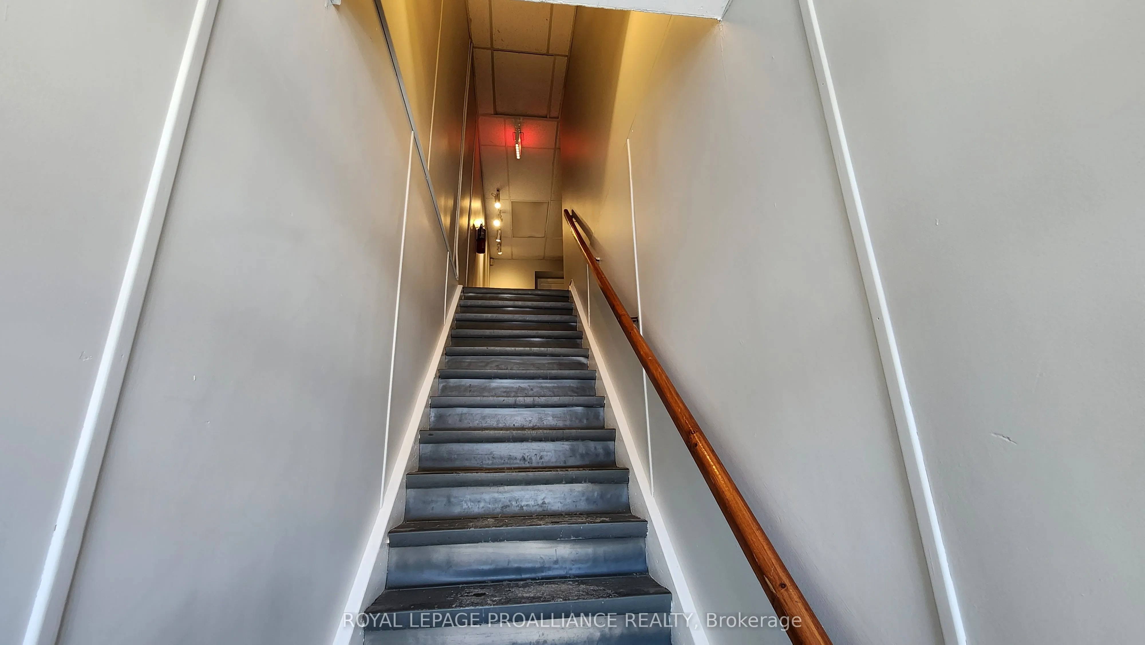 354 PINNACLE Street, #C