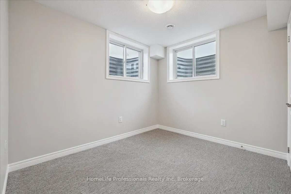 85 Elvira Way