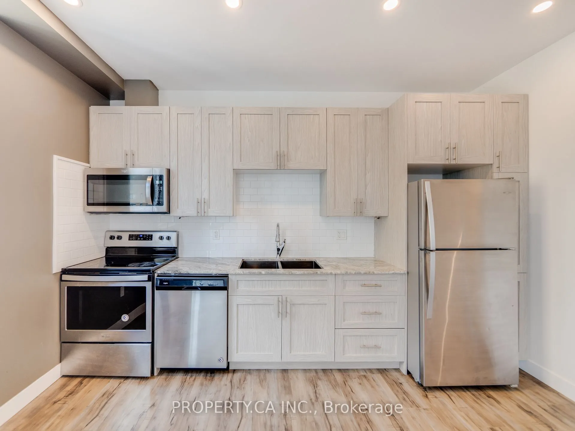 100 Garment Street, #1703