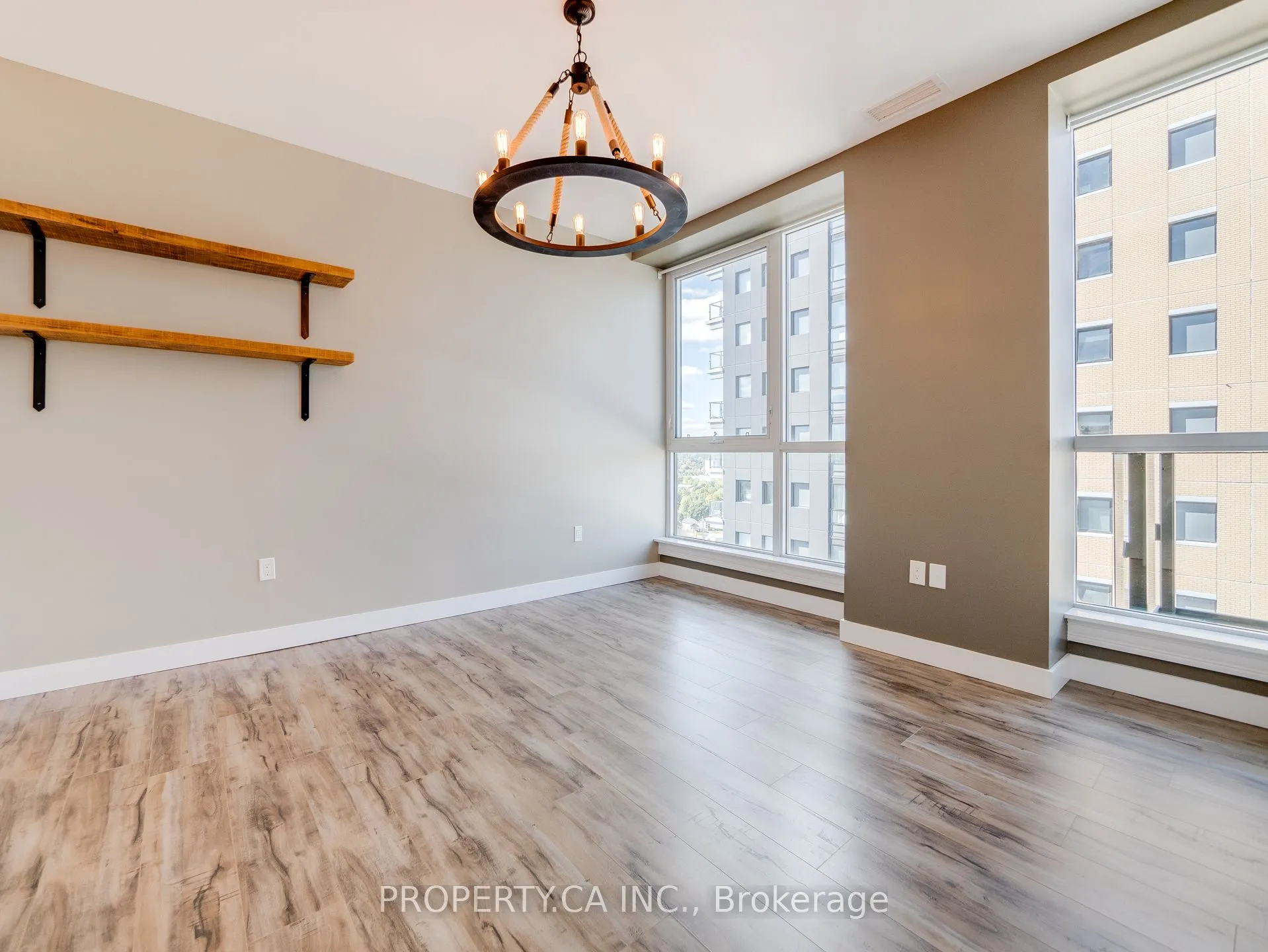 100 Garment Street, #1703