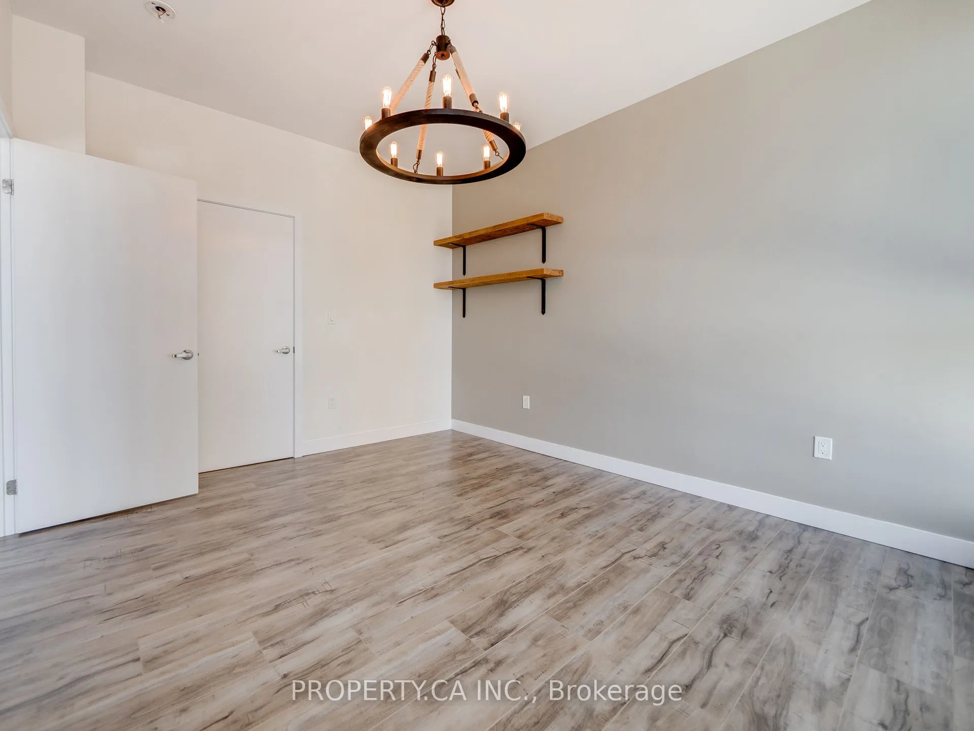 100 Garment Street, #1703