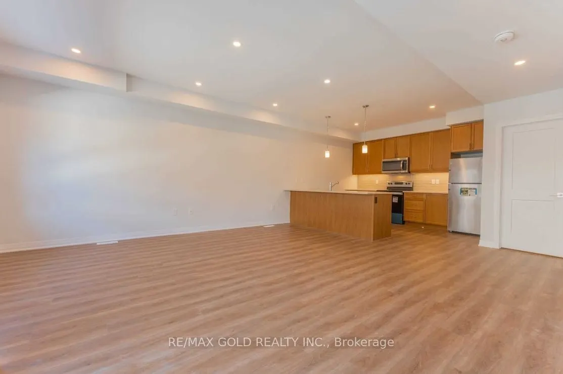 51 Sparrow Avenue, ##58