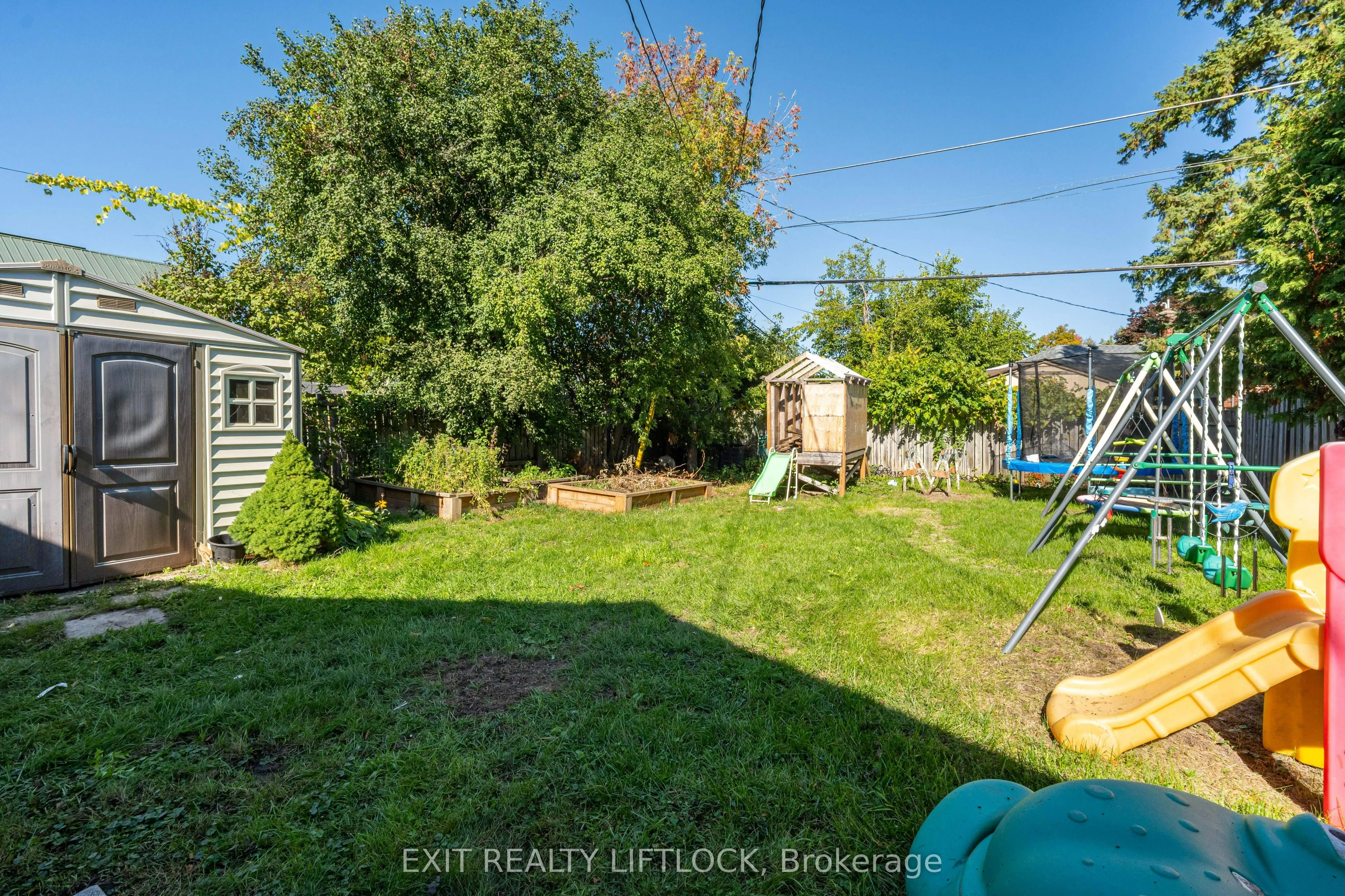 720 New Romaine Street
