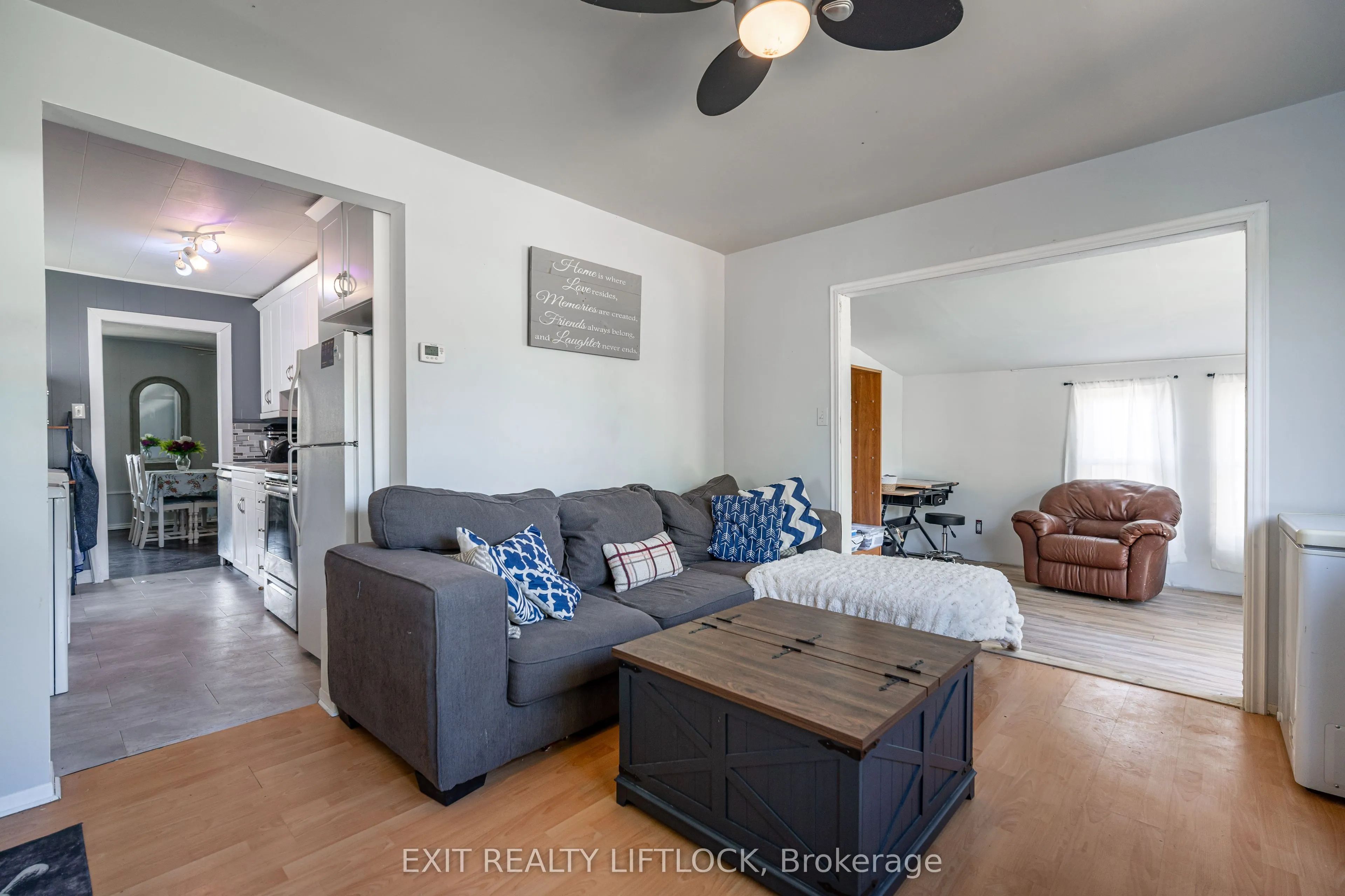 720 New Romaine Street