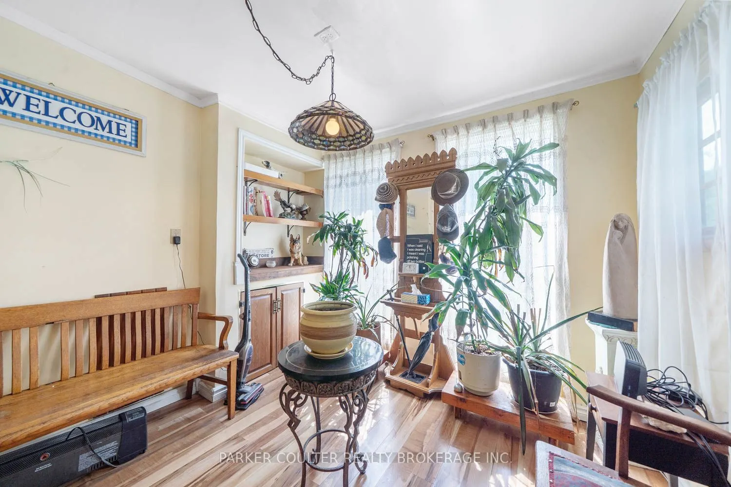 1291 Muskoka Rd 118 W