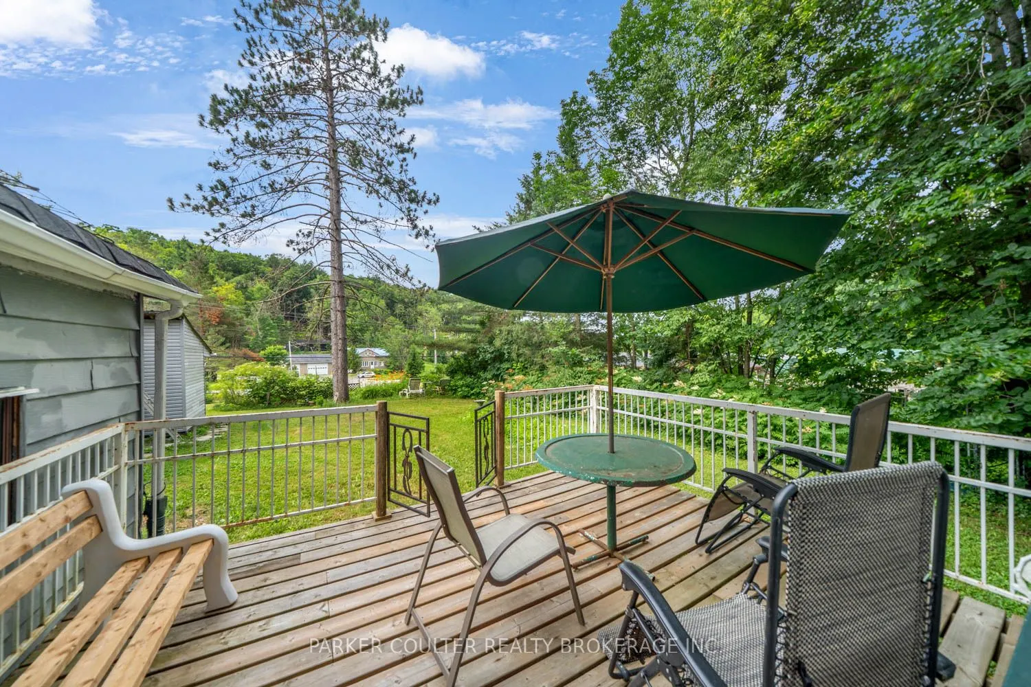 1291 Muskoka Rd 118 W