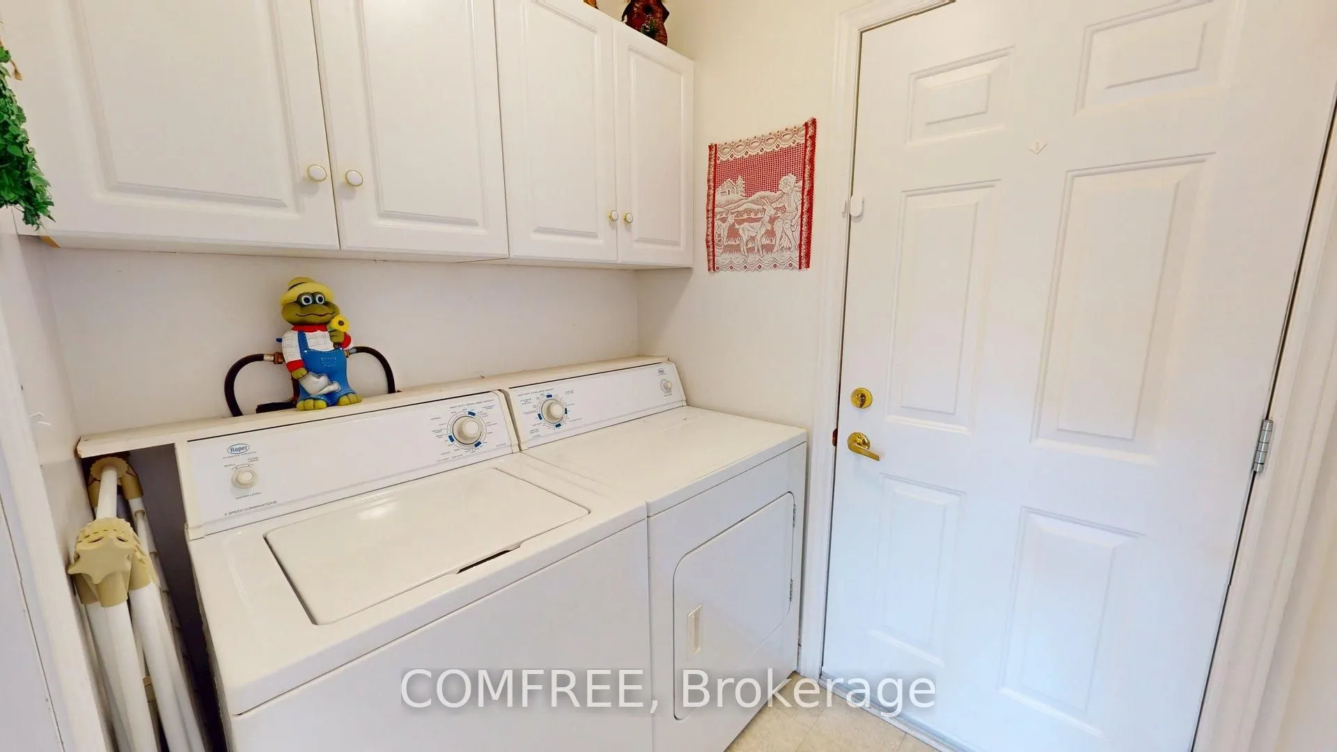 12 Pond View Drive, #12