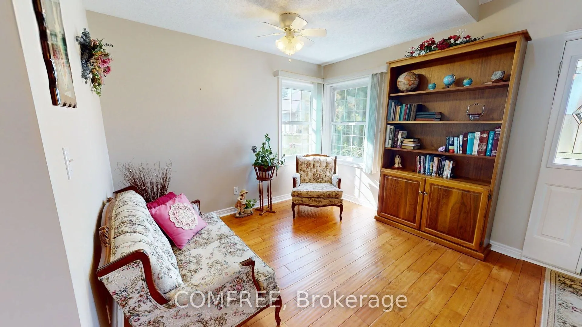 12 Pond View Drive, #12