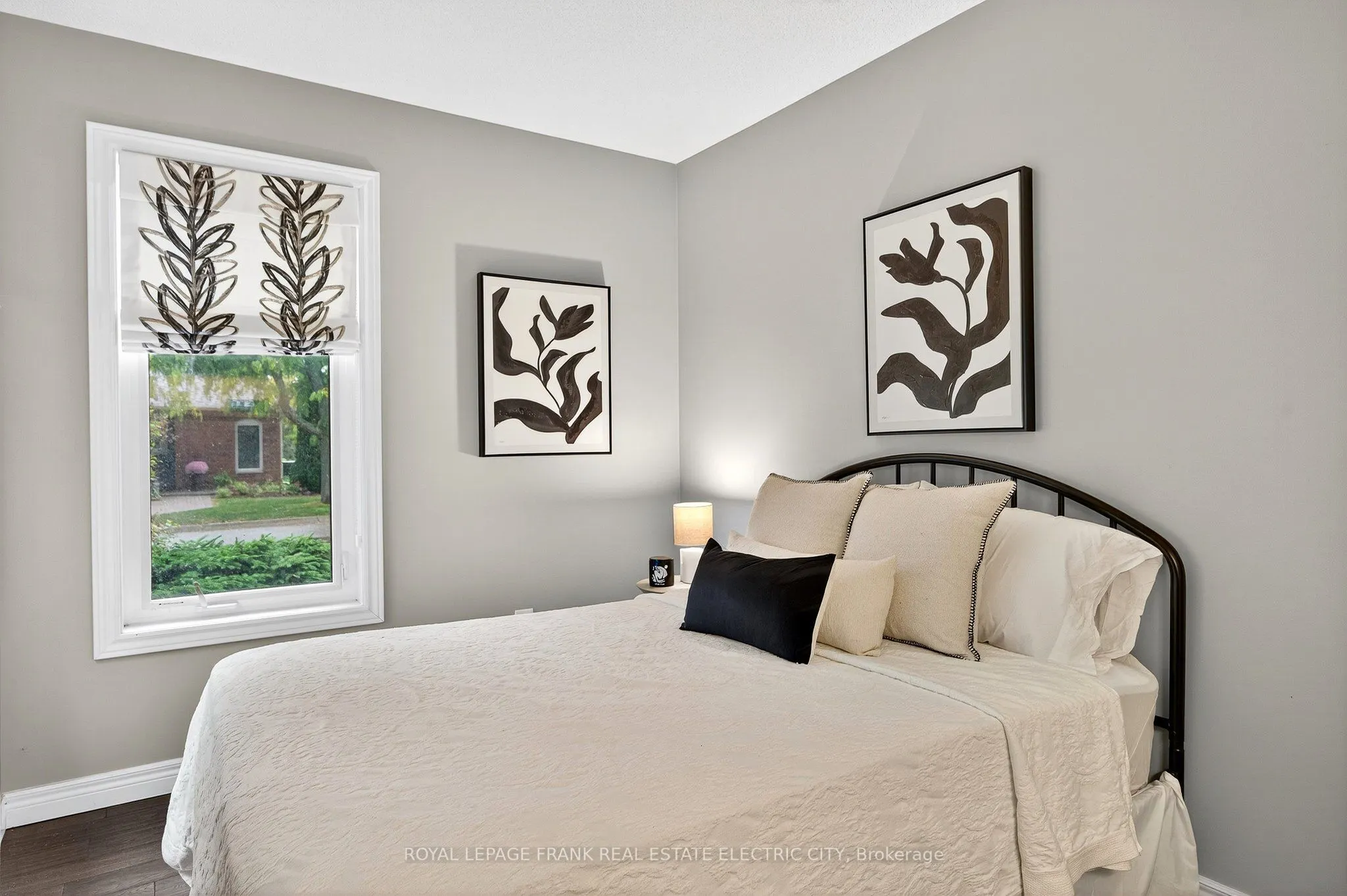 20 Charles Court, #20
